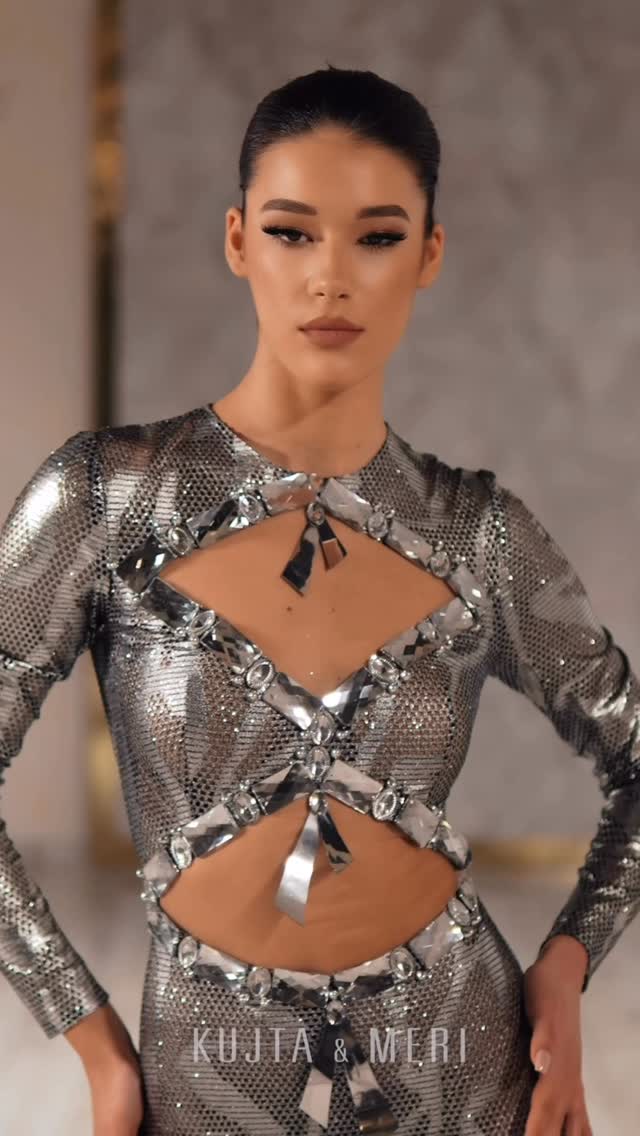 Liquid silver elegance.