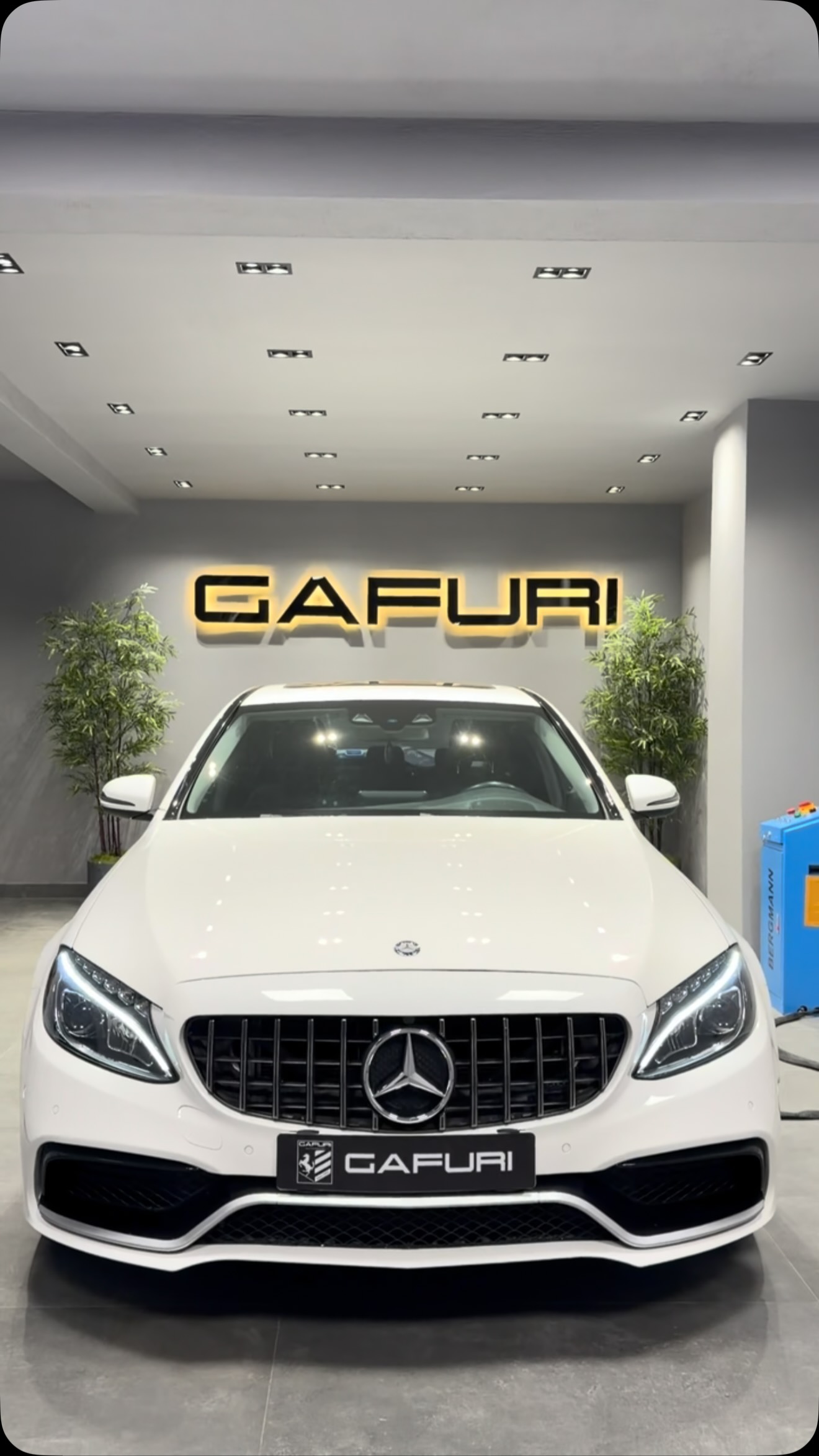 Mercedes-Benz W205 (2014-2018) Konvertim në AMG63