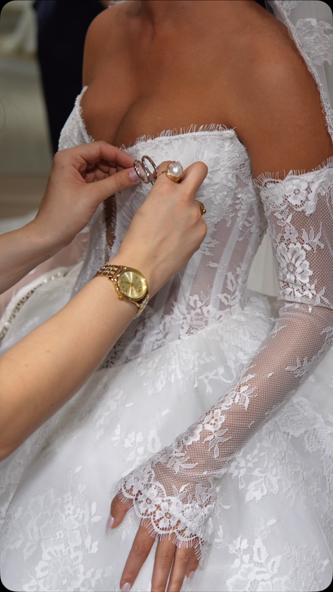 Bridal fitting moments you’ll remember forever.