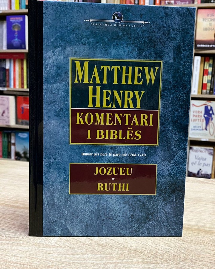 Moda nga Libraria Qendra Stefan