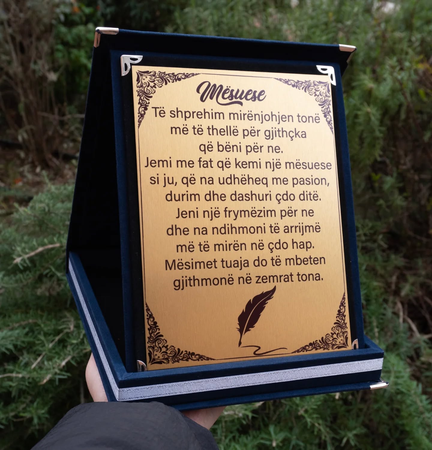 Për mësuesit/et e dashur dhe punën e tyre të palodhur kamosh