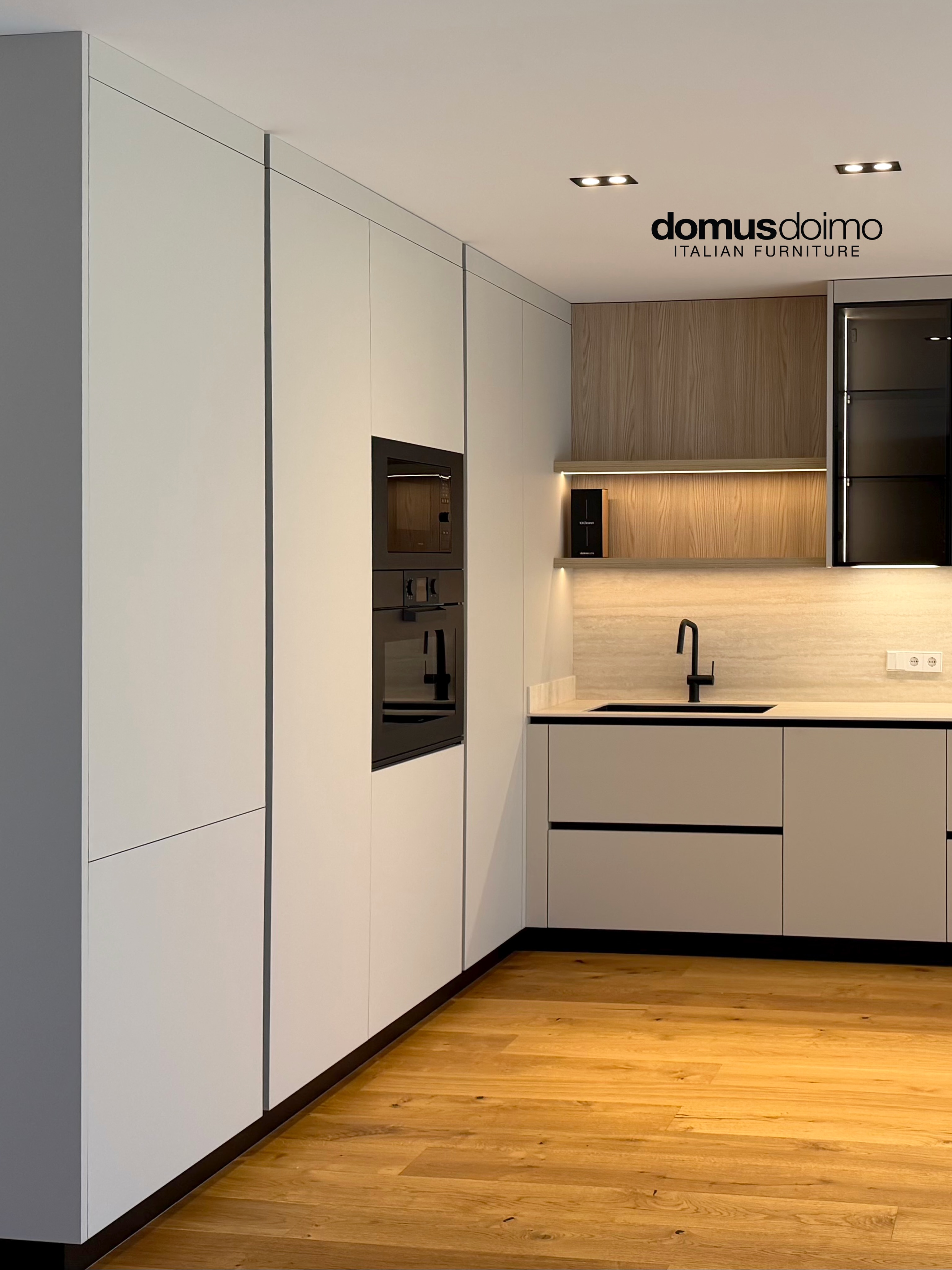 Pamje nga kuzhina e brendit italian doimocucine e realizuar – Domus Doimo Kosova (3)