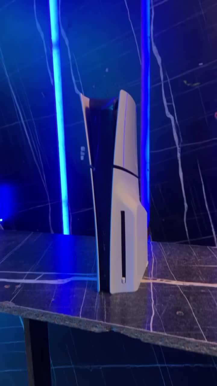 Moda nga SONY SHMEKI