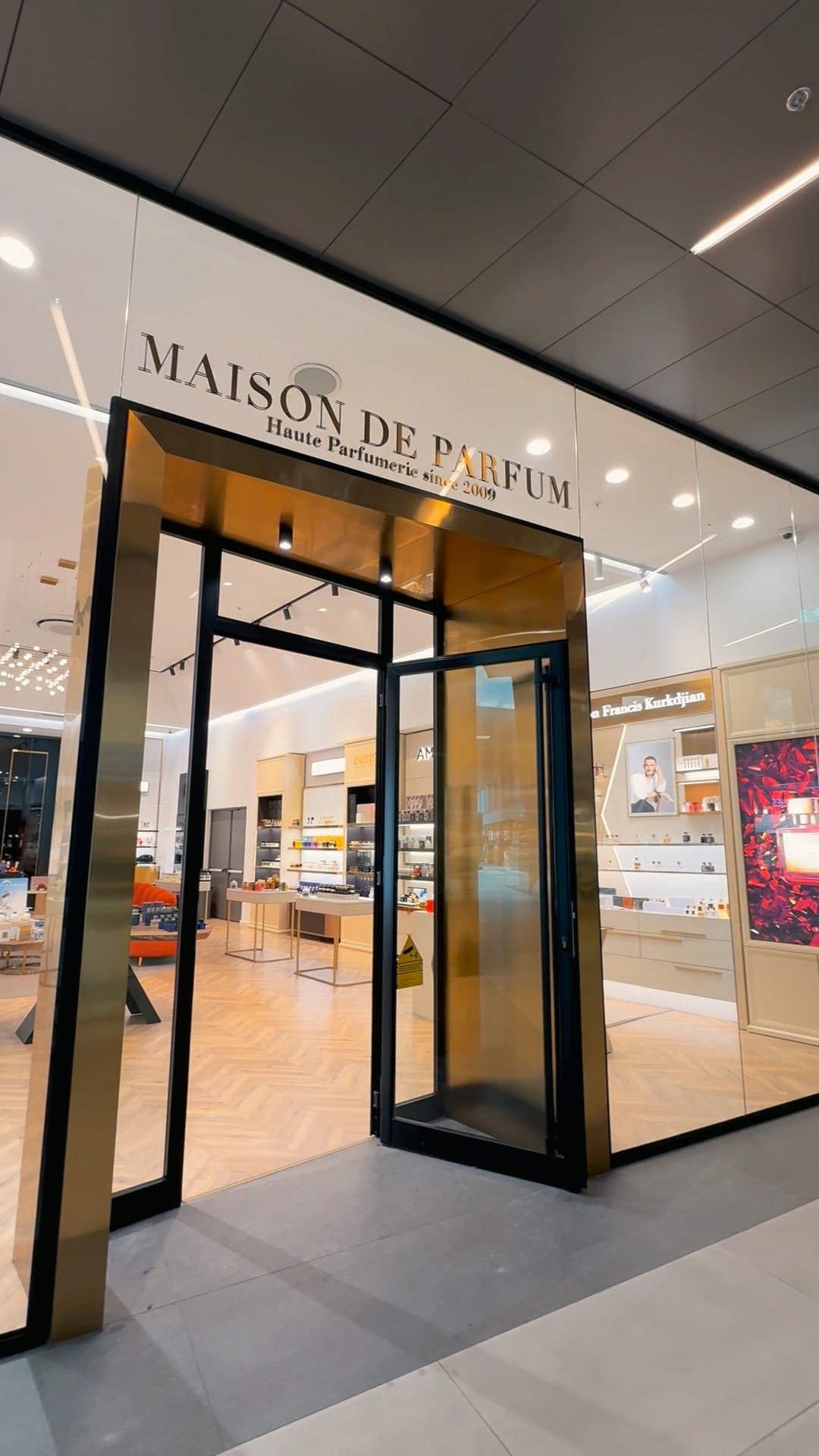 Come for one fragrance. – Maison De Parfum Prishtina