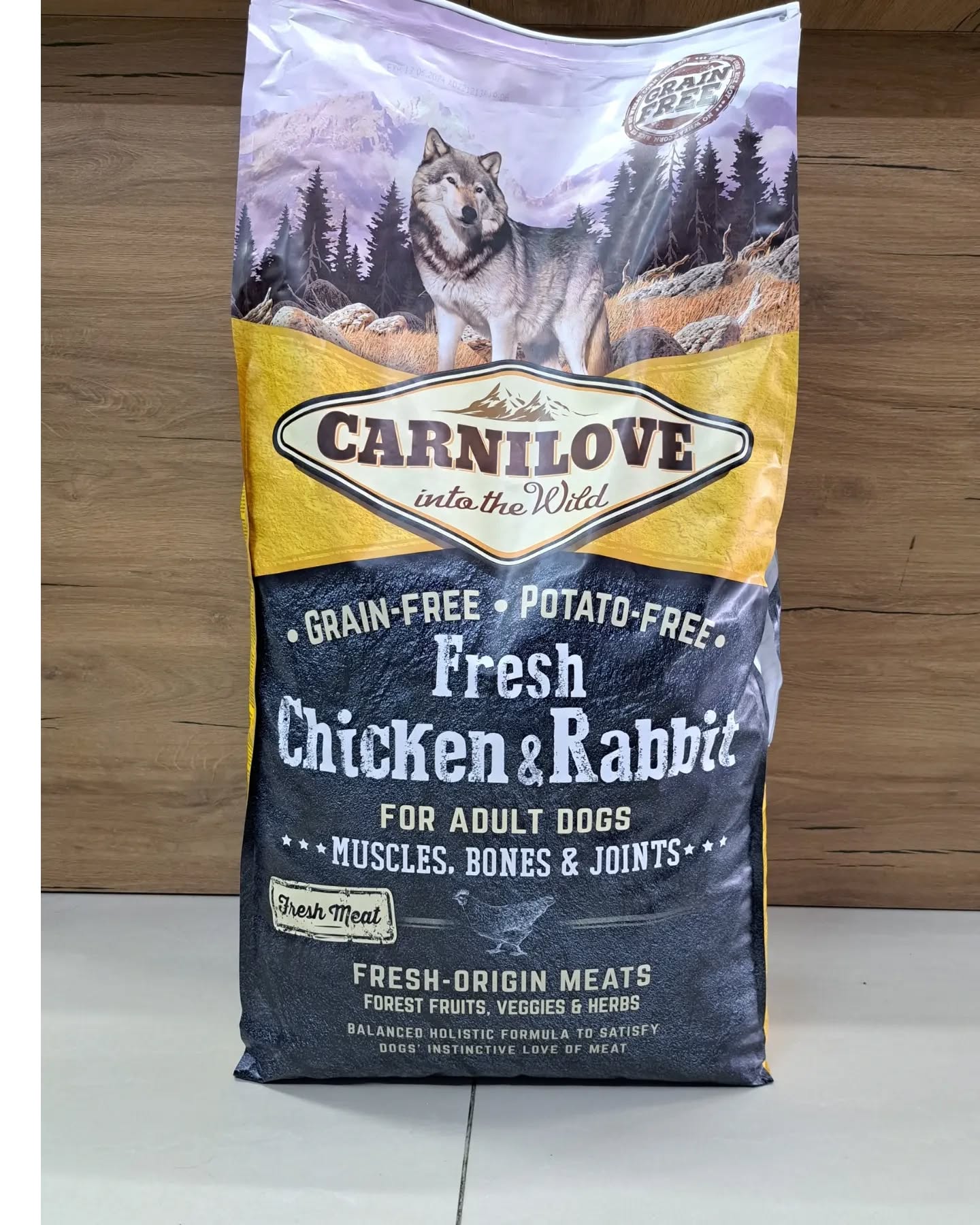 Carnilove into the wild... – Klinika Veterinare 'Pet Care' (3)