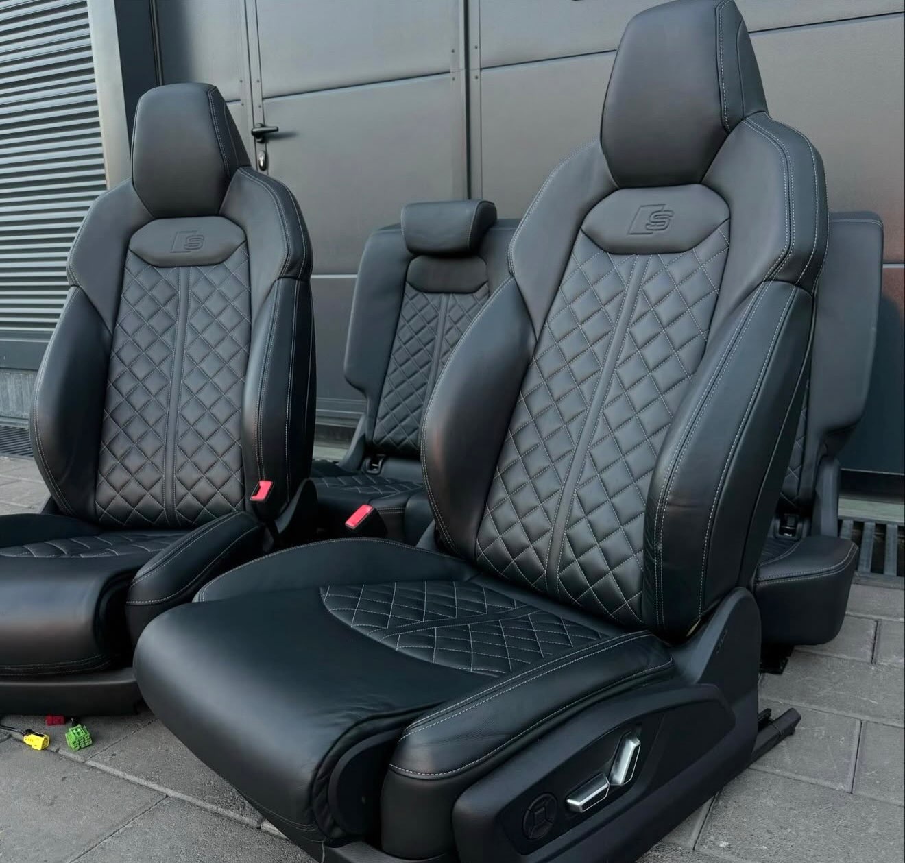Karrika per Audi Sq8 – Luxury Car  Parts Aniku (2)