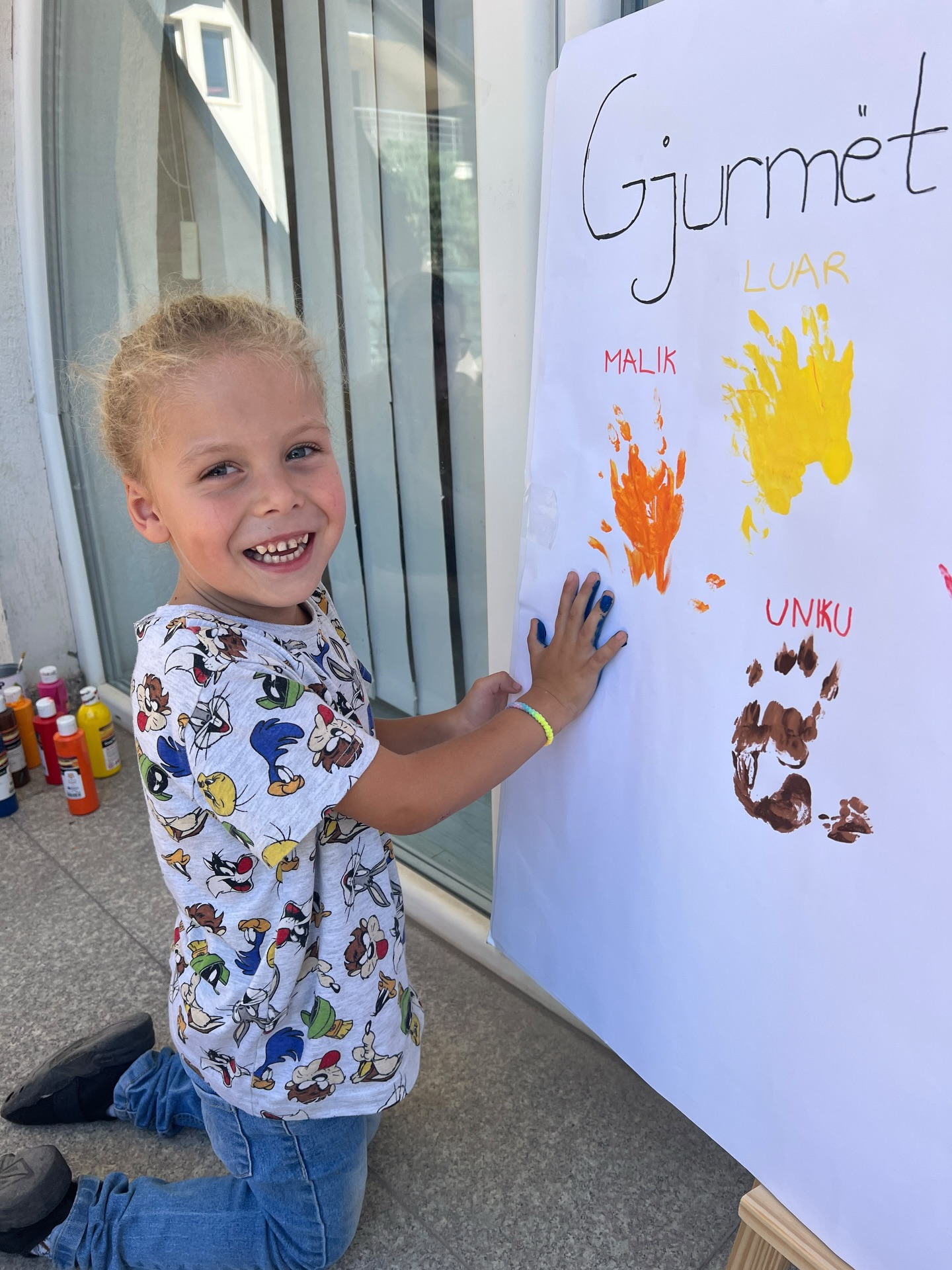 Little hands, big creativity – KosovaKids Education Center (4)