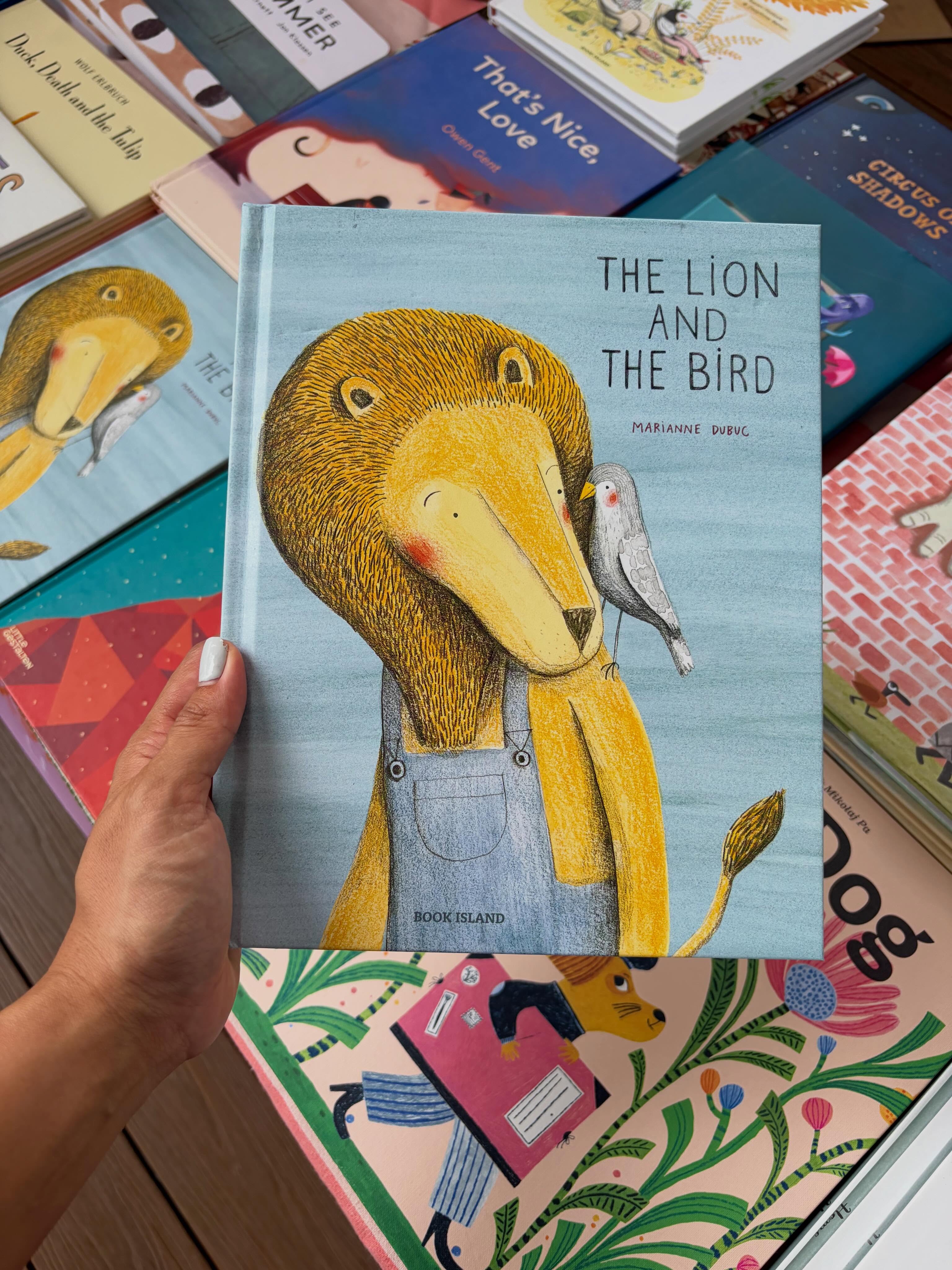 Books we’ve been loving in August Looking forward to our – Liber Bookstore (4)