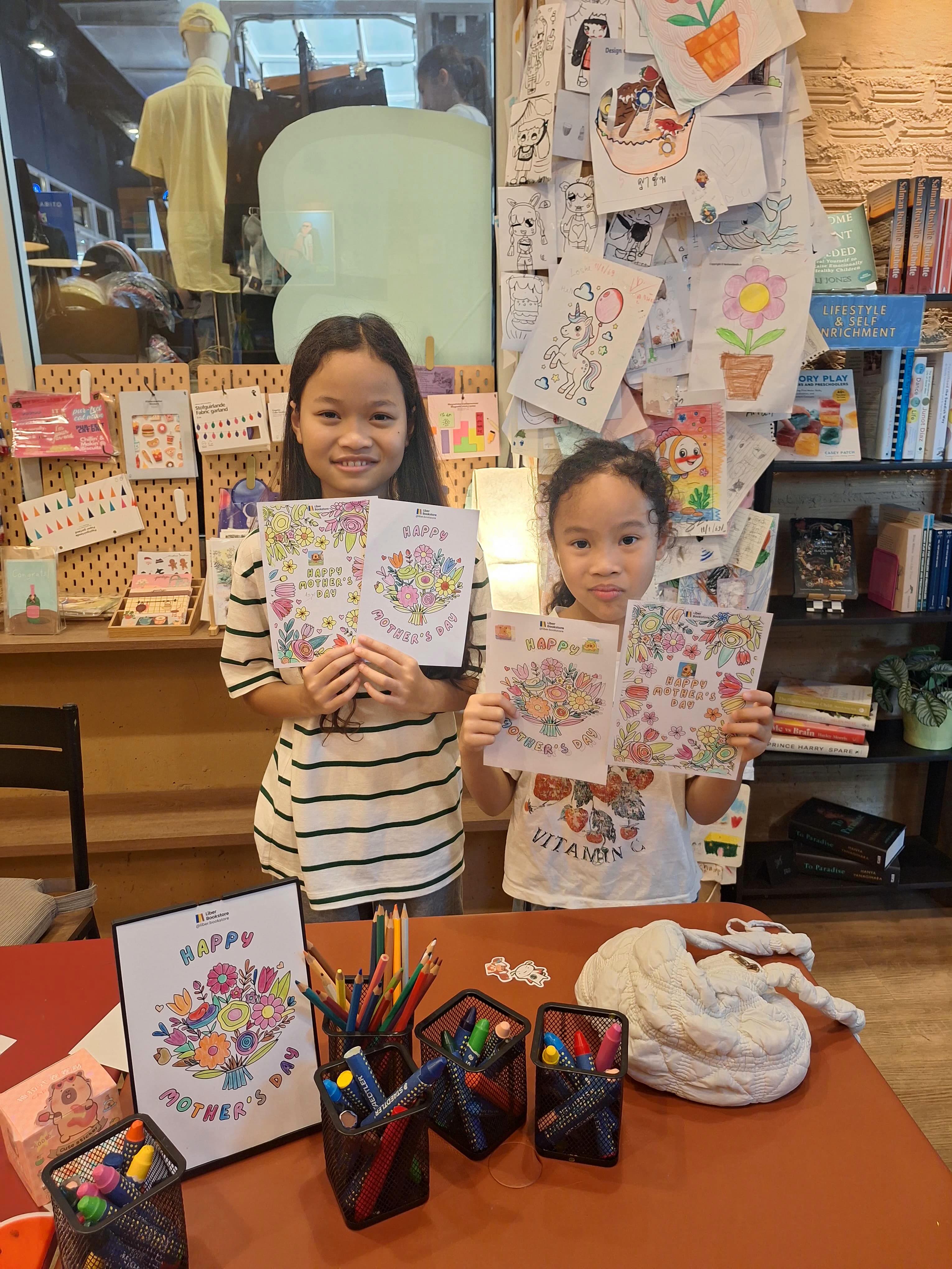 A few sweet moments from today’s Paint a Mother’s Day Card – Liber Bookstore (2)