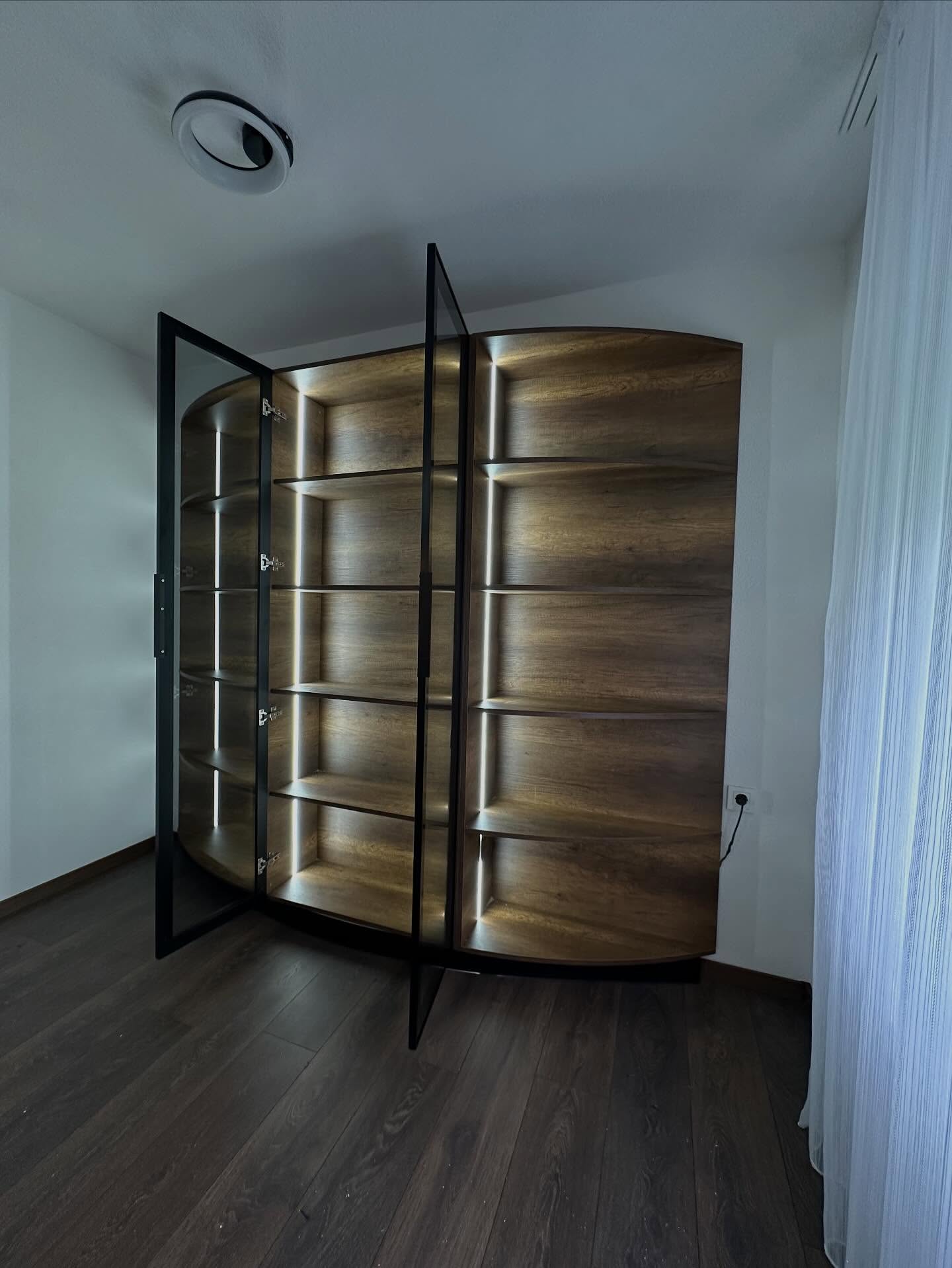 Moda nga Mobileria Ajani – Mobileria Ajani (2)