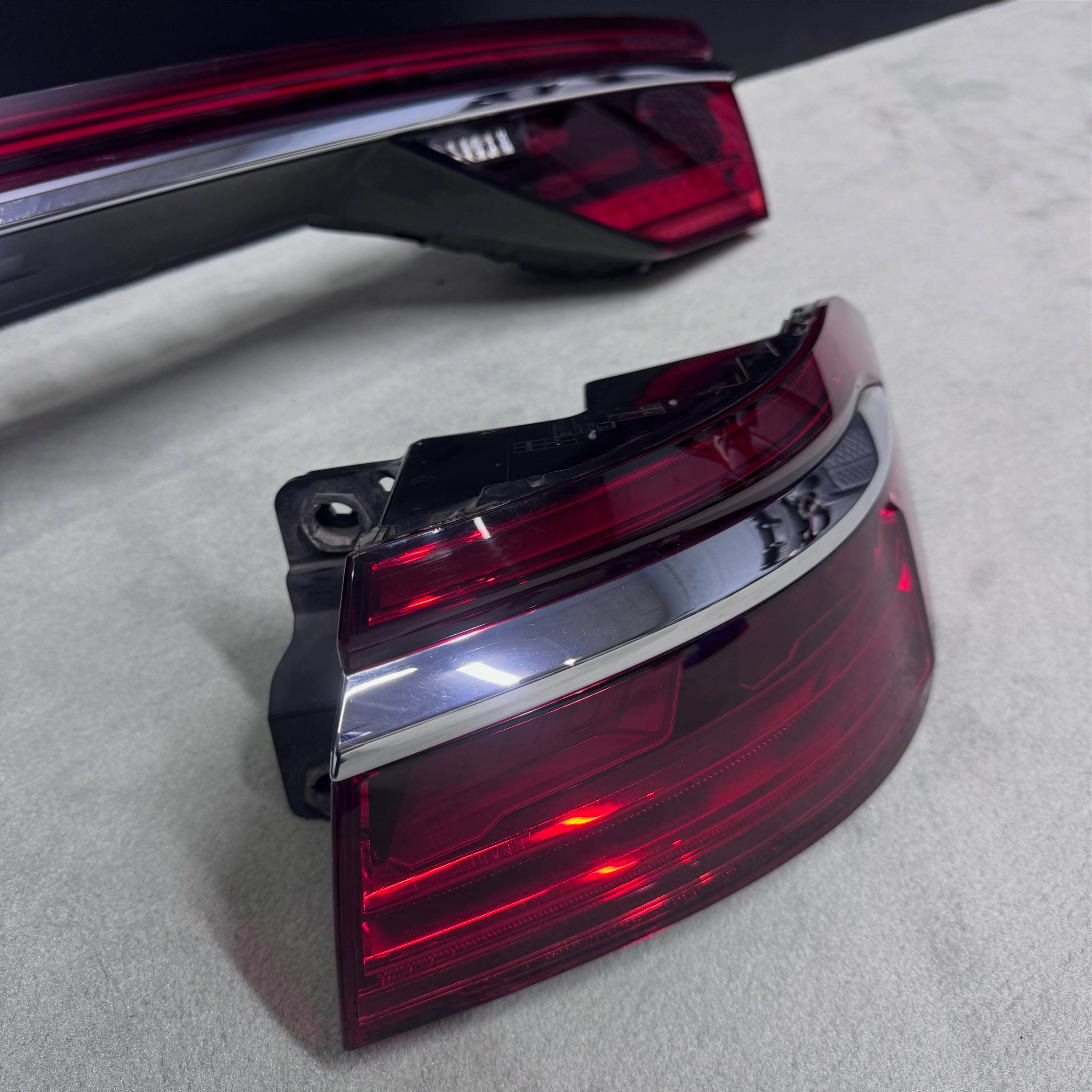 Shtopa OLED MATRIX - Audi A8 4N – BALKAN / LUXURY AUTO PARTS (3)