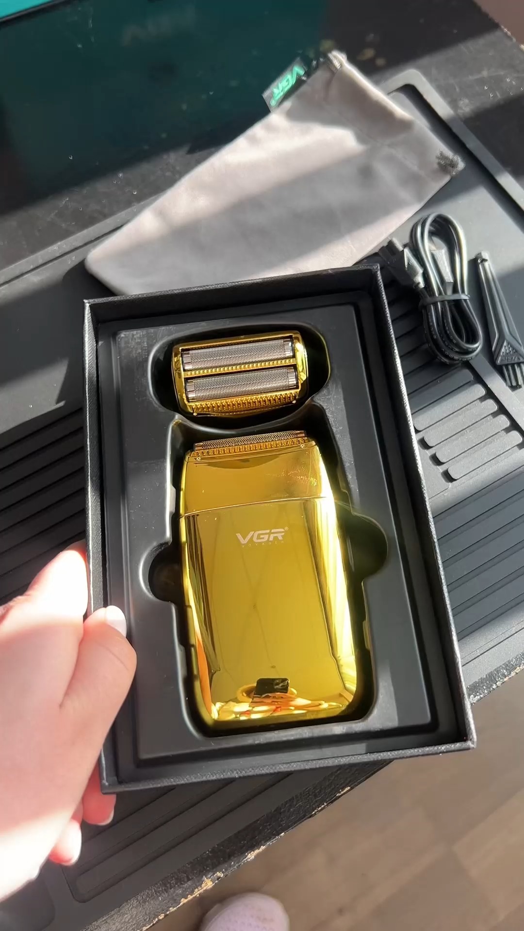 VGR V-399 – Shaving i shpejtë & perfekt në çdo moment!