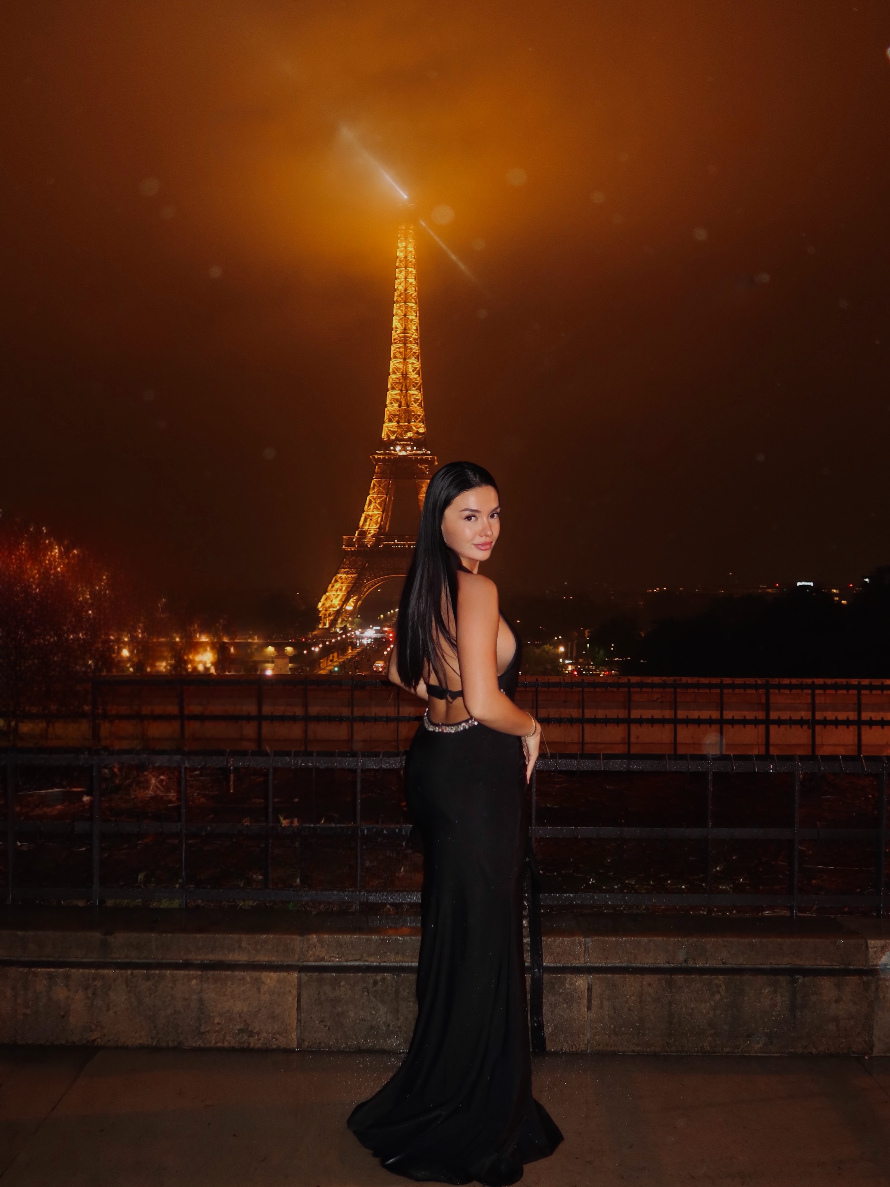 A midnight dream in the city of love.