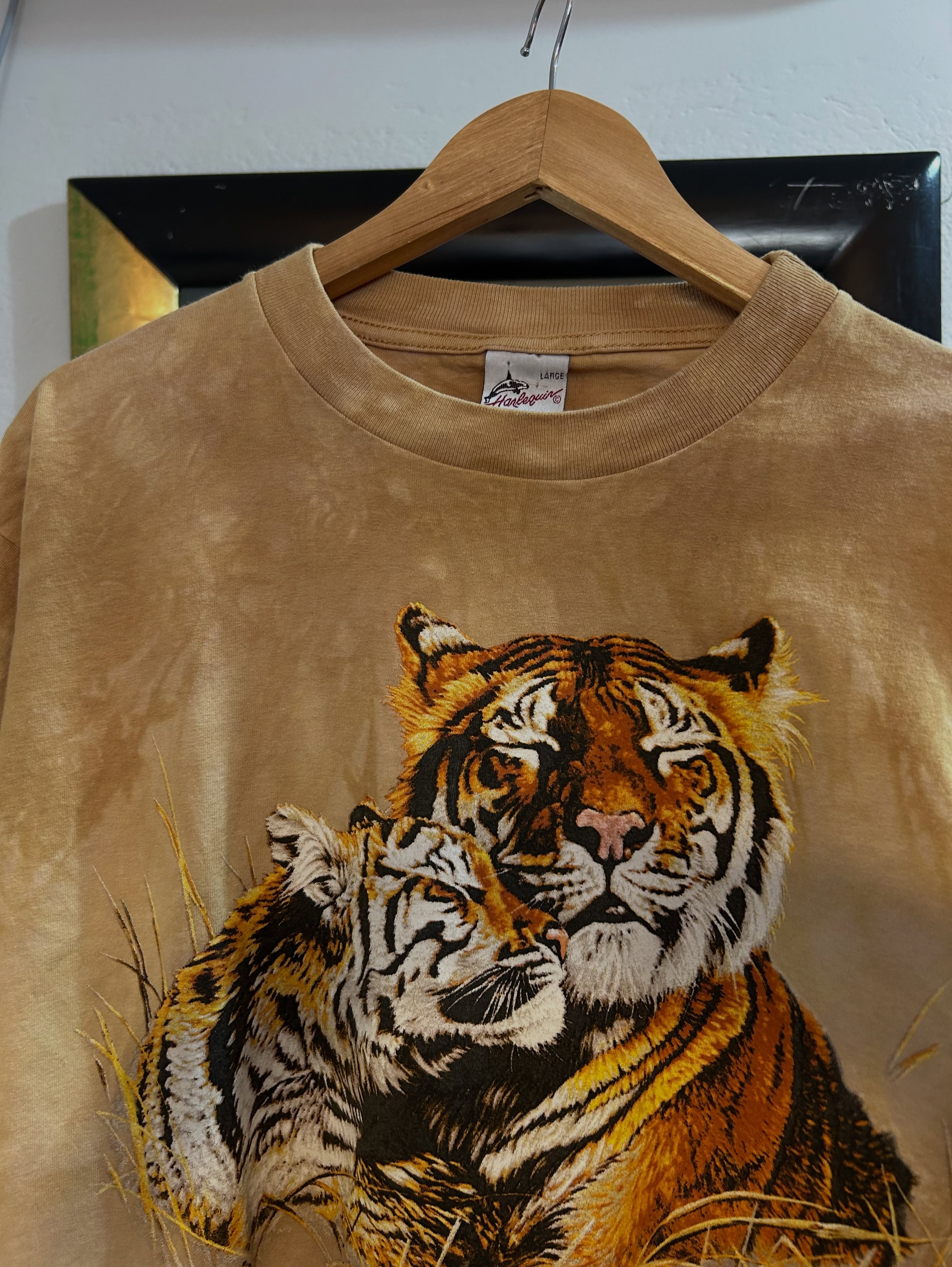 Bluzë vintage bezhë me tigër L – 1998 VINTAGE STORE (2)