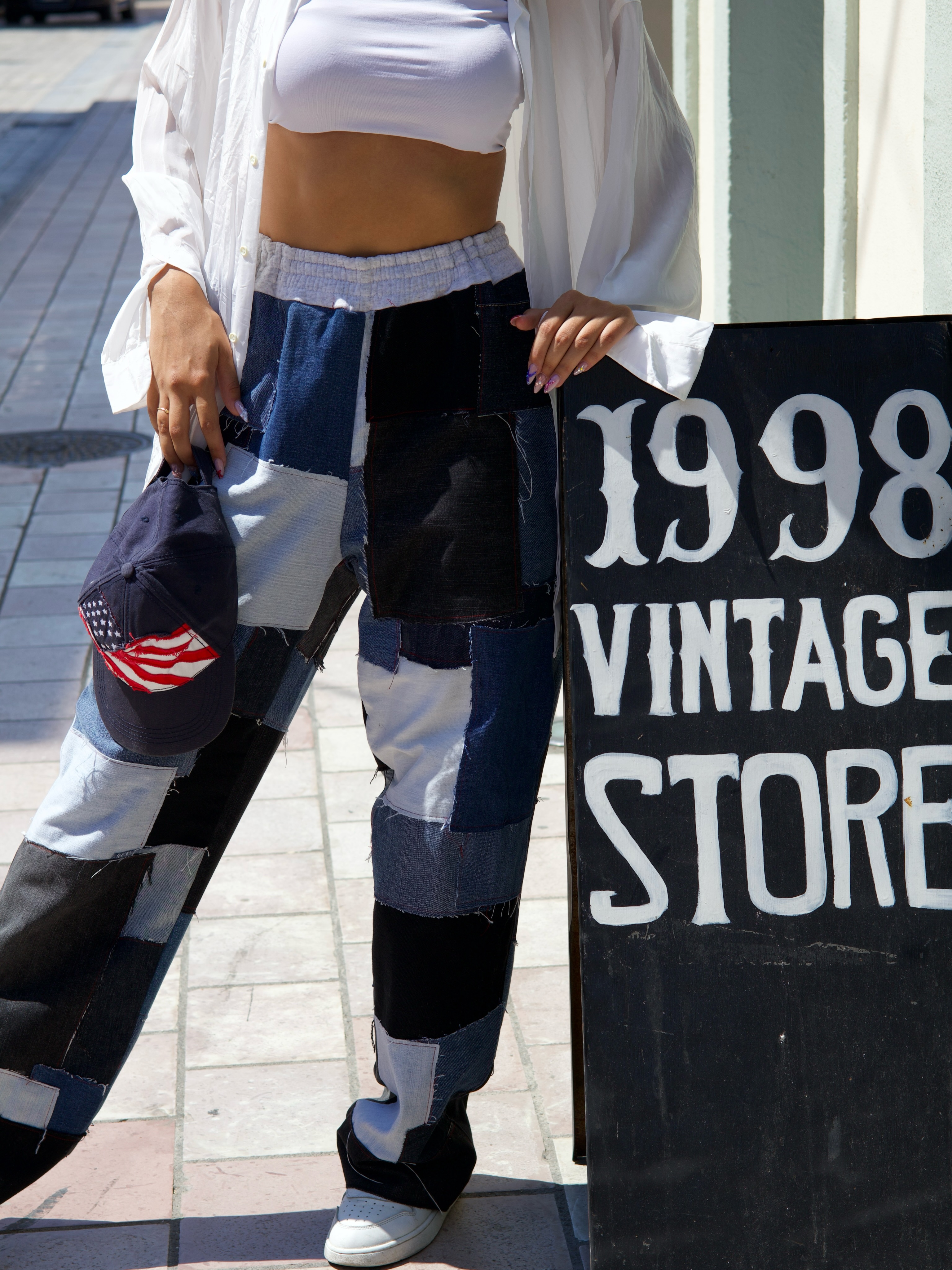 Xhinse vintage me arna – 1998 VINTAGE STORE (2)