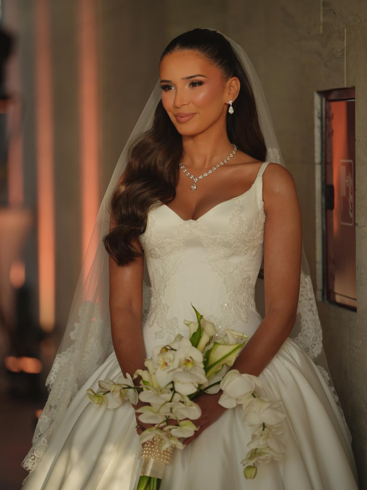 Vello nuseje me dantellë – Aiah Mariage (2)