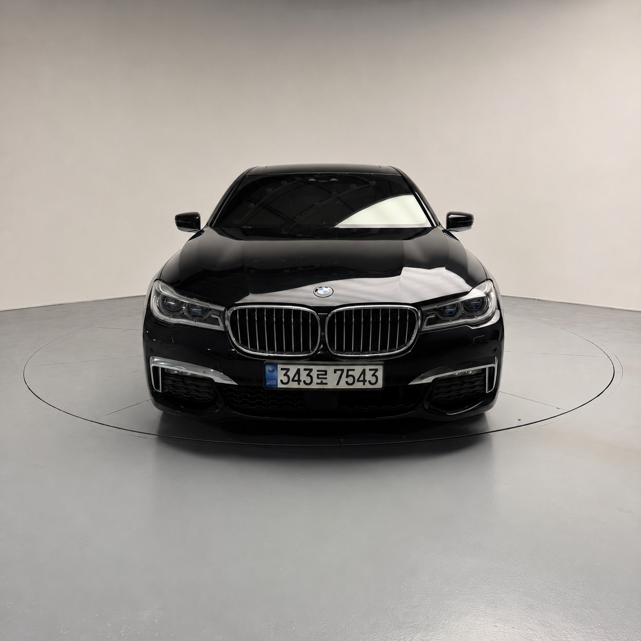 BMW 740Ld xDrive M Sport viti 2017 – Albkor Import Kosova (2)