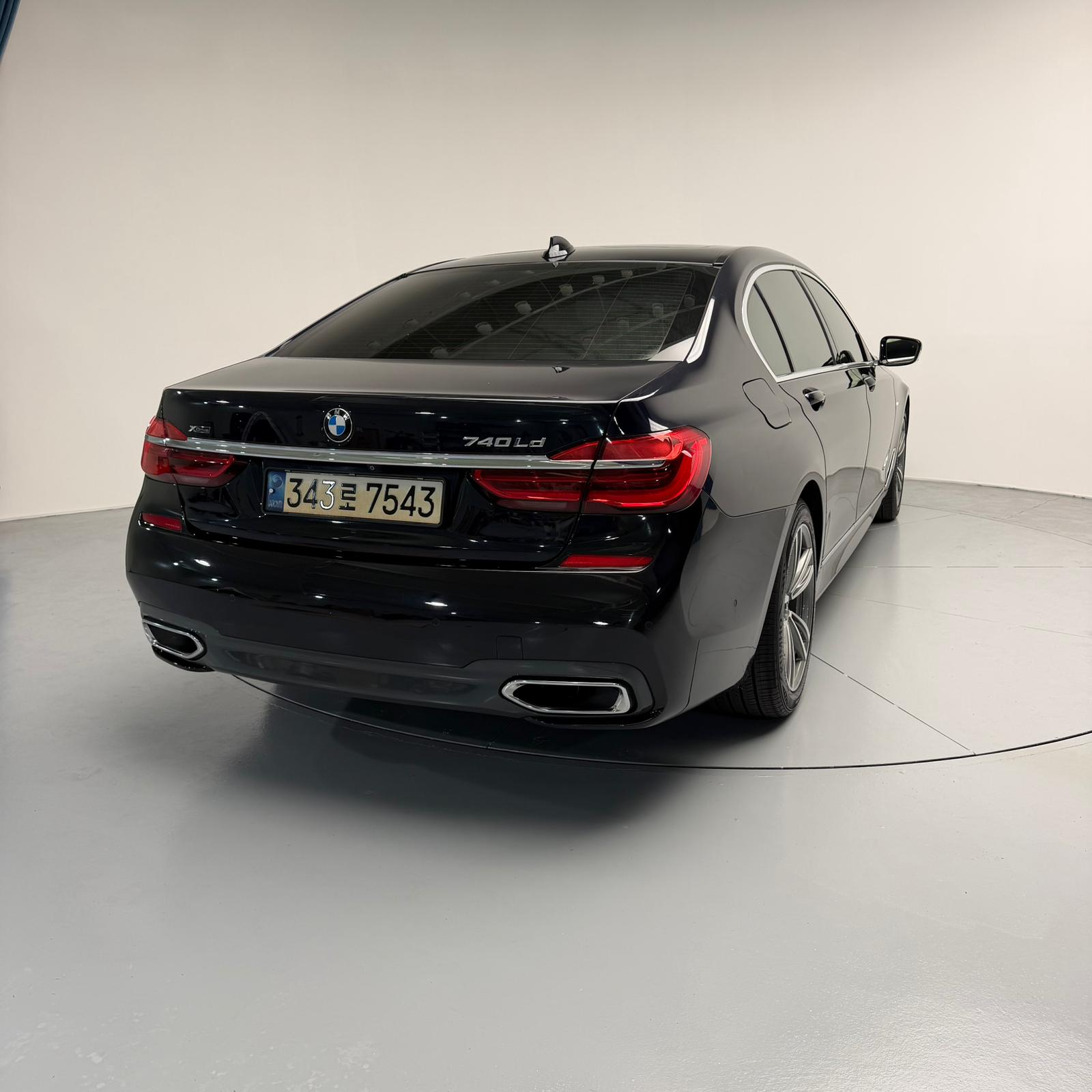 BMW 740Ld xDrive M Sport viti 2017 – Albkor Import Kosova (3)
