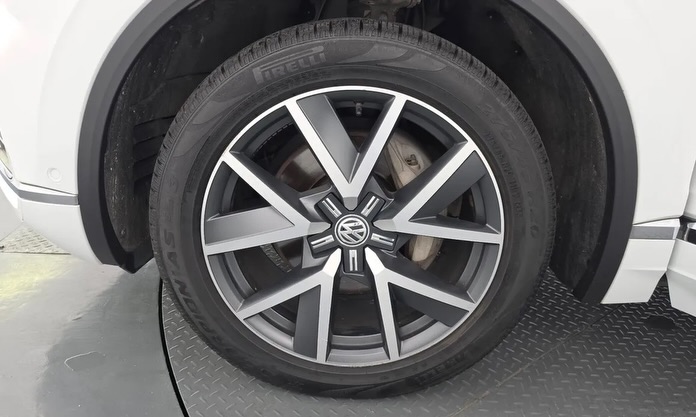 Volkswagen Touareg Prestige 3.0 dizel 2020 – Albkor Import Kosova (3)