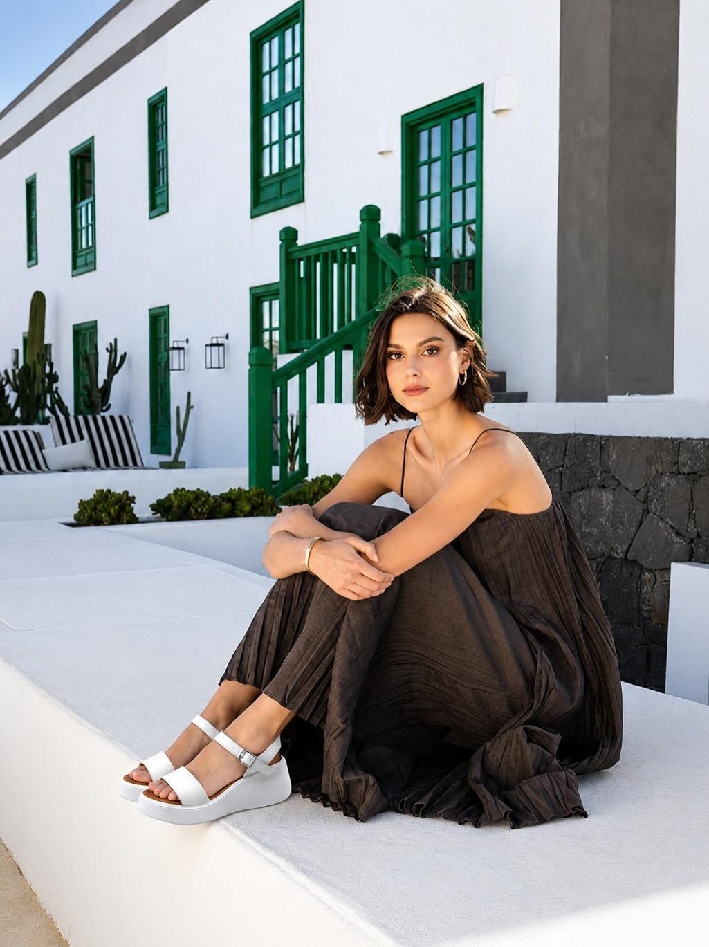 Sandale të bardha me platformë për femra – alp shoes & bags