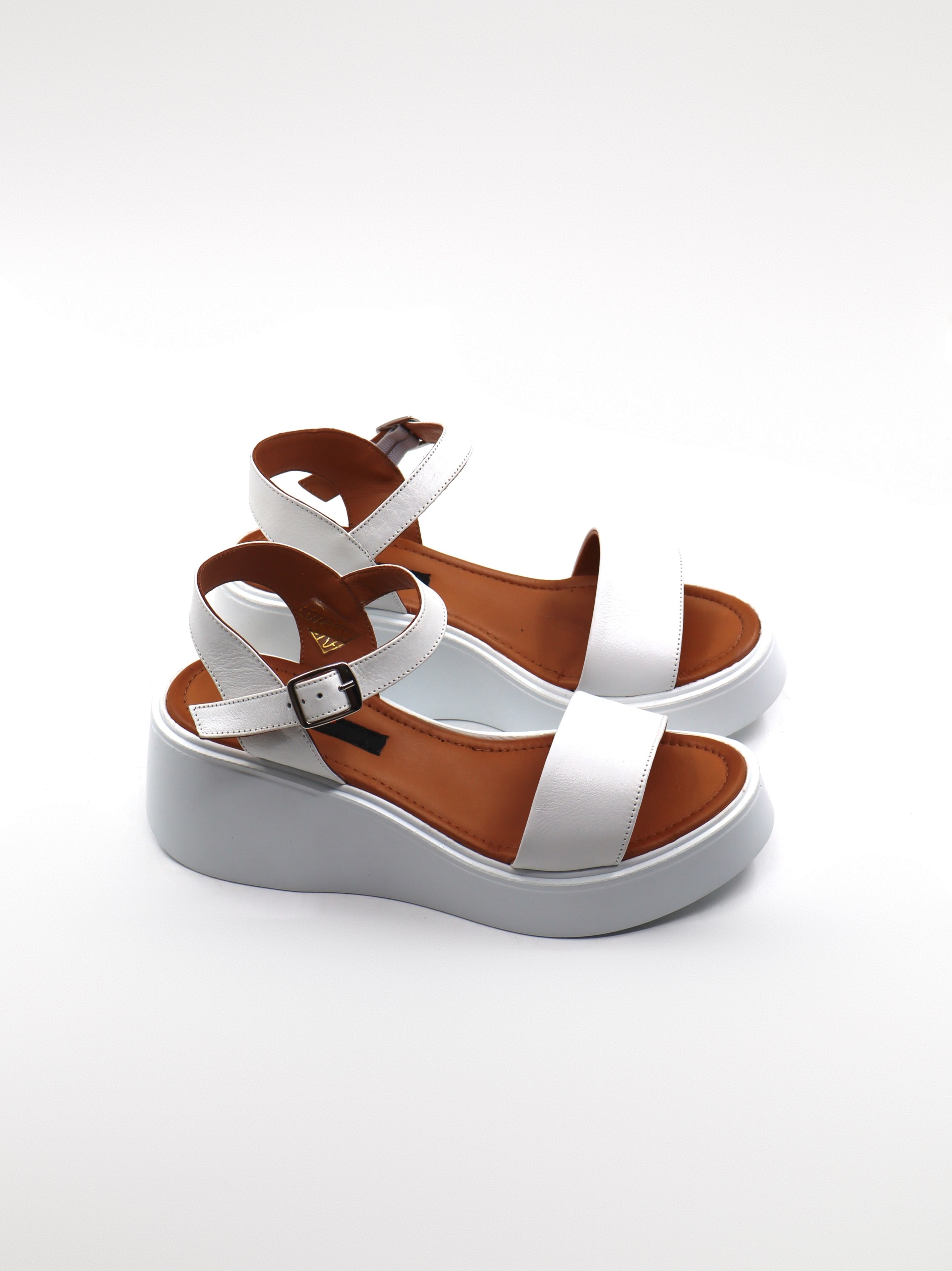 Sandale të bardha me platformë për femra – alp shoes & bags (3)