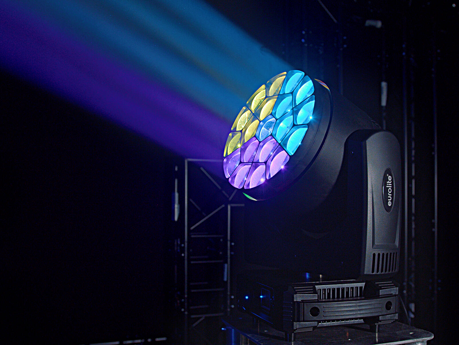 Dritë skene moving head wash RGBL LED – AMC STORE (2)