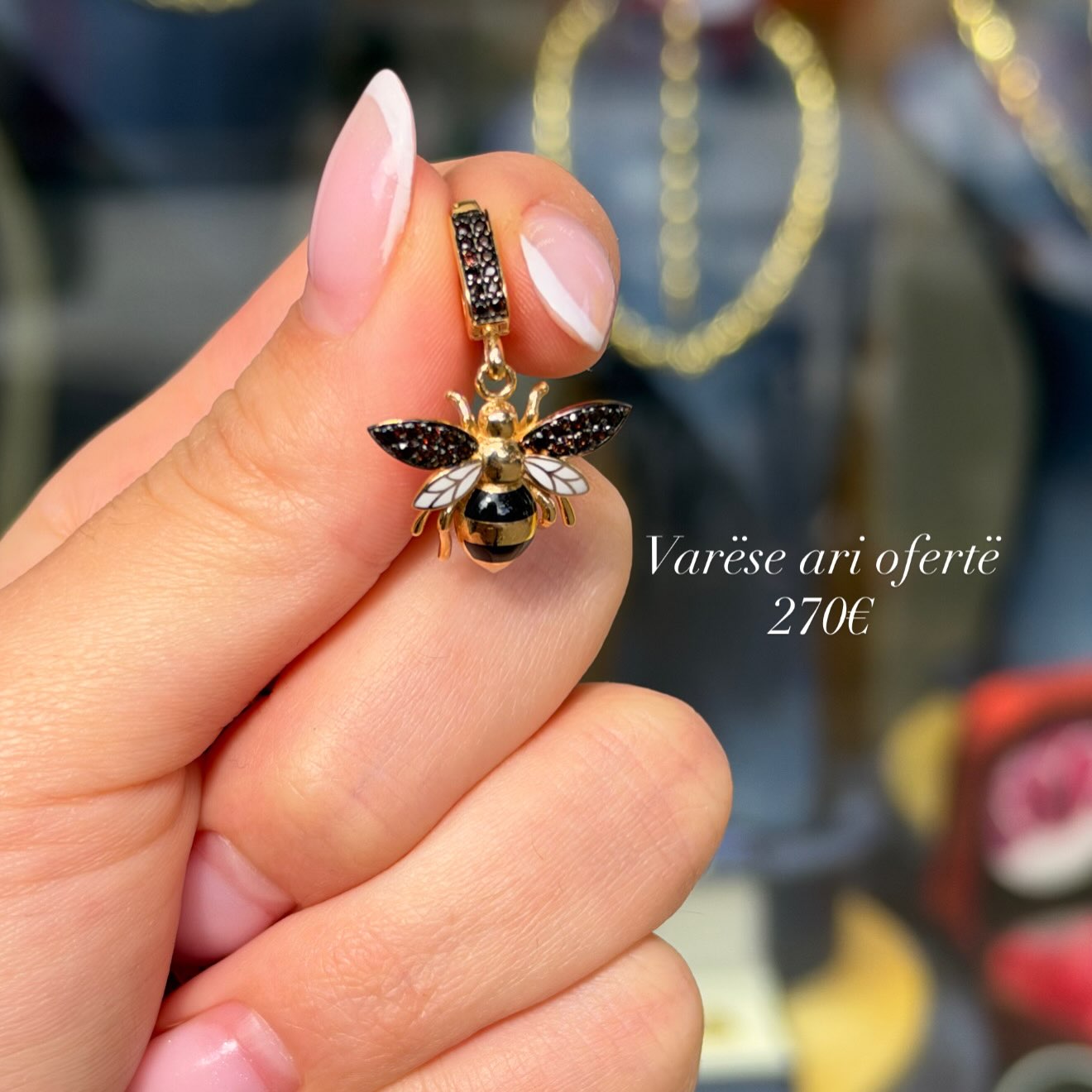 Varëse ari në formë blete me gurë – 𝐀𝐫𝐠𝐣𝐞𝐧𝐝𝐚𝐫𝐢𝐚 𝐀𝐥𝐛𝐚𝐧𝐢 © (3)