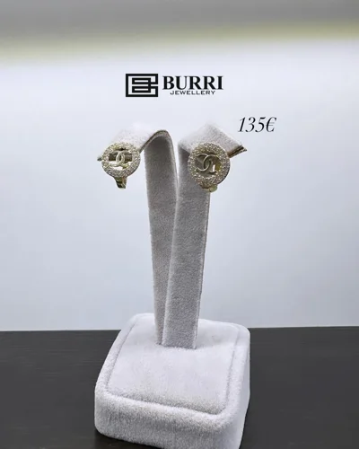 Vathë ari 14 karat të rrumbullakëta me gurë