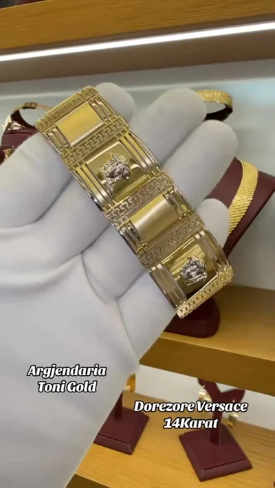 Dorëzore ari 14 karat model Versace