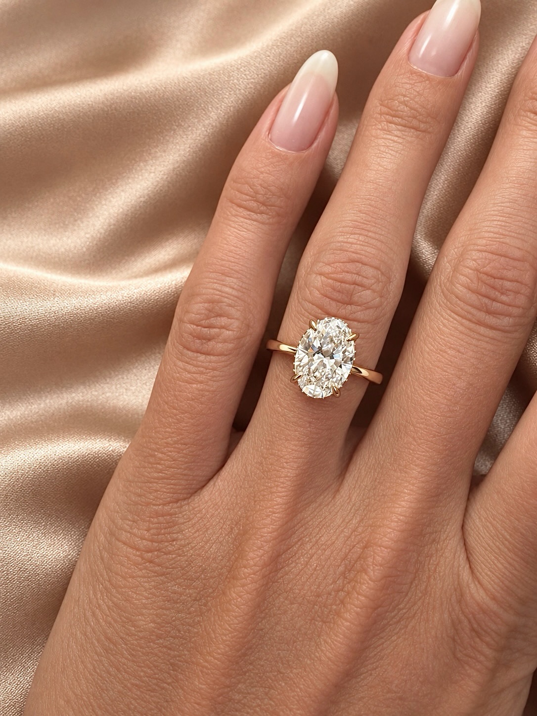 Unazë ari me diamant në formë luledielli – Ariana Nila | Designer (3)