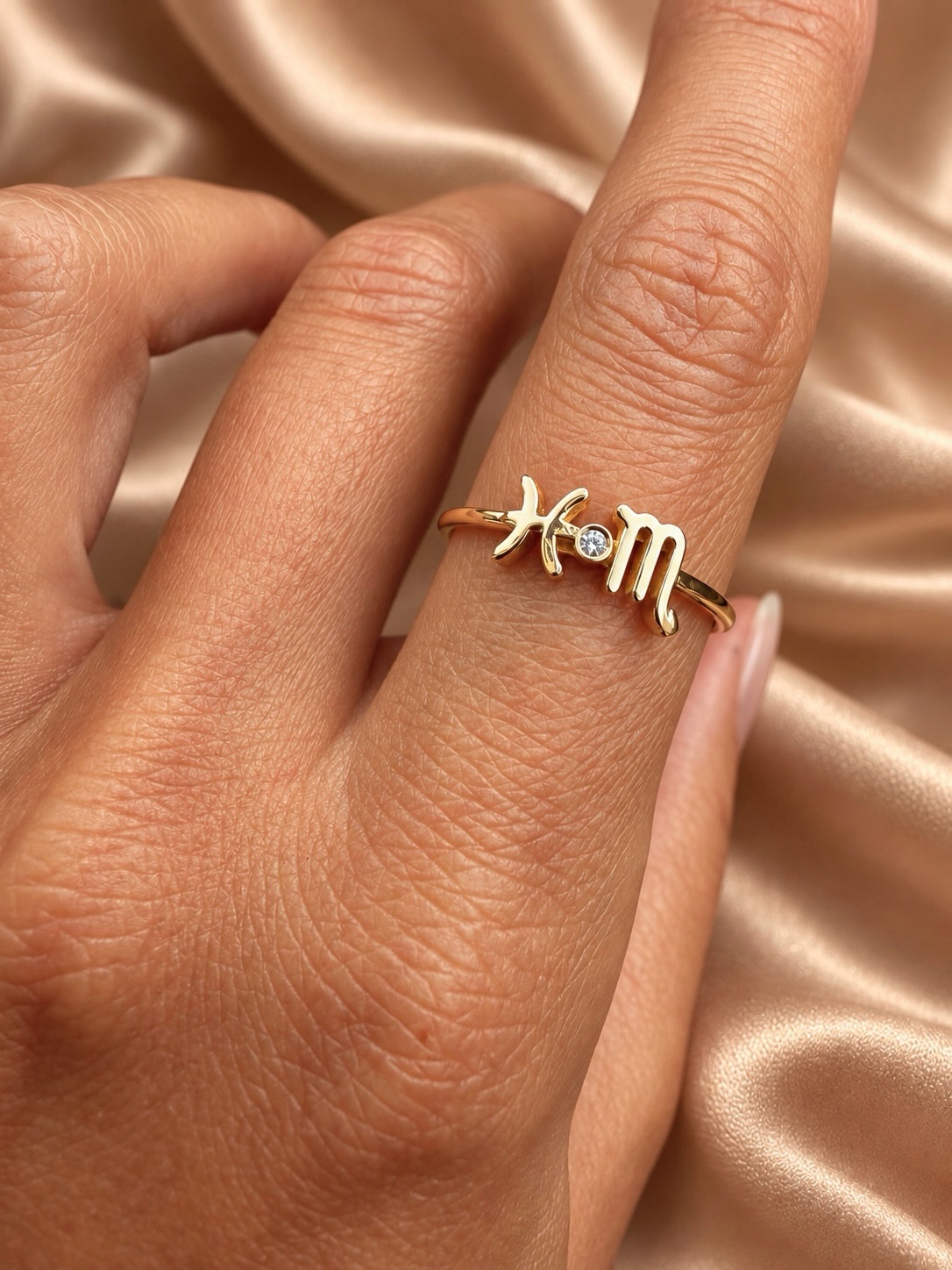 Unazë ari me shenja horoskopi – Ariana Nila | Designer