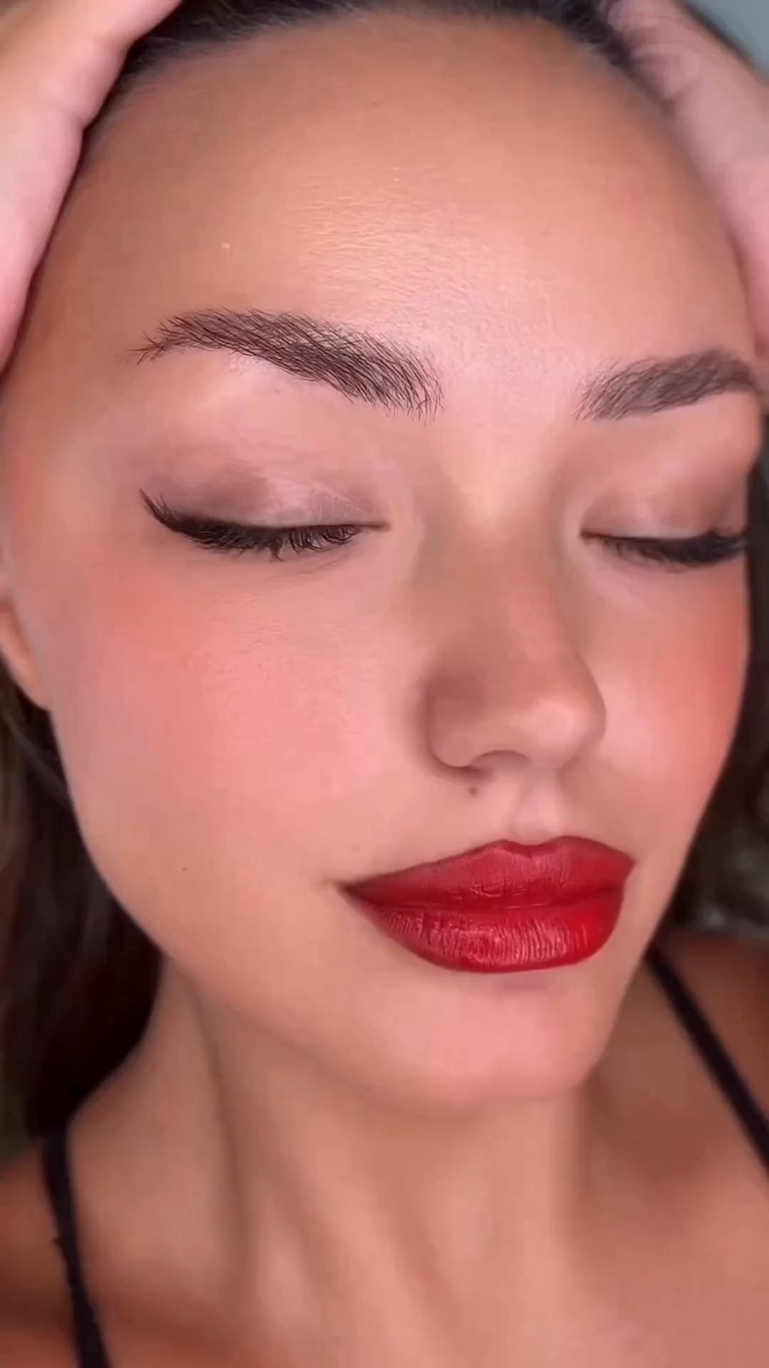 Blush i kuq për faqe me pamje natyrale – Aura Cosmetics Kosovë