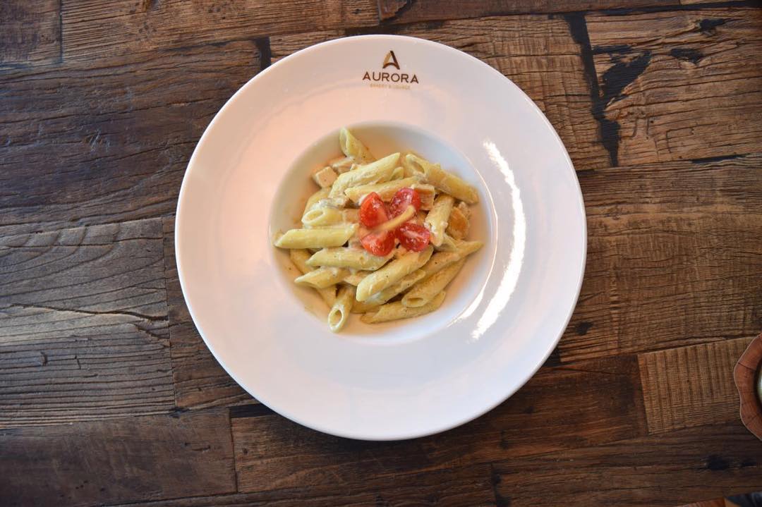 Pasta penne me salcë kremi – Aurora Bakery & Lounge Prizren