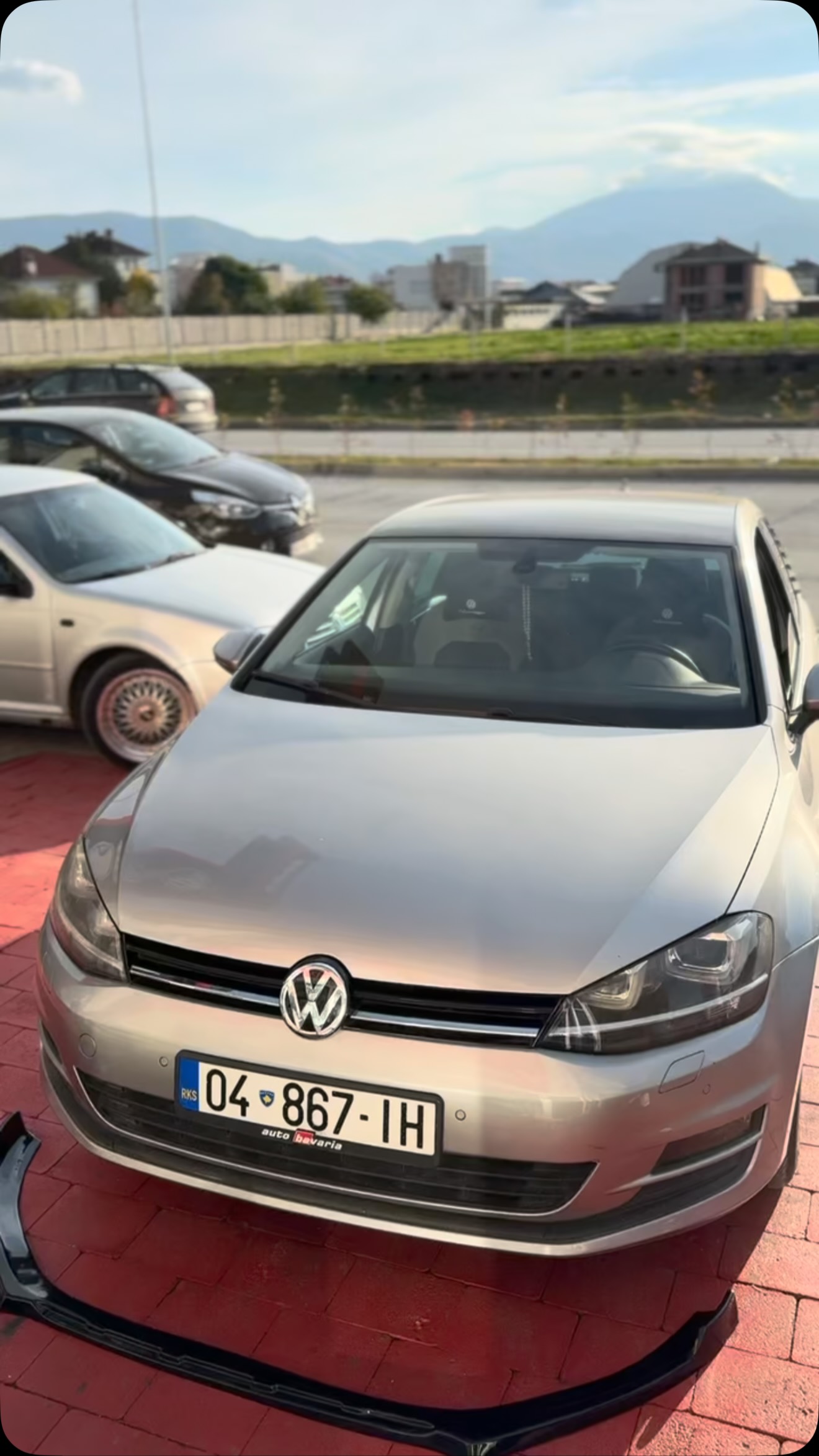 Front lip për VW Golf 7 me branik standard – Auto Pjesë Nexhmedini