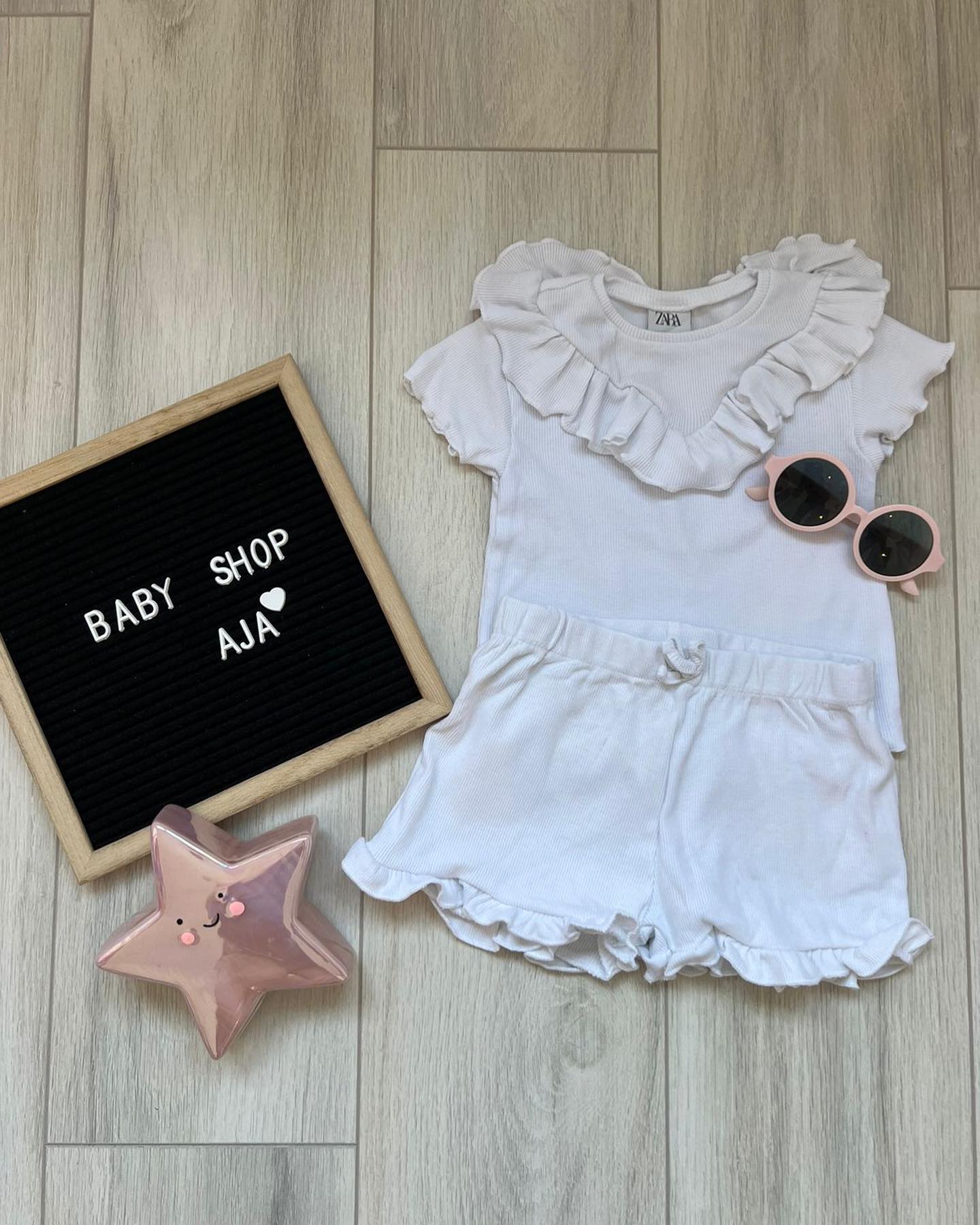 Set i bardhë me volane për vajza – BABY SHOP AJA