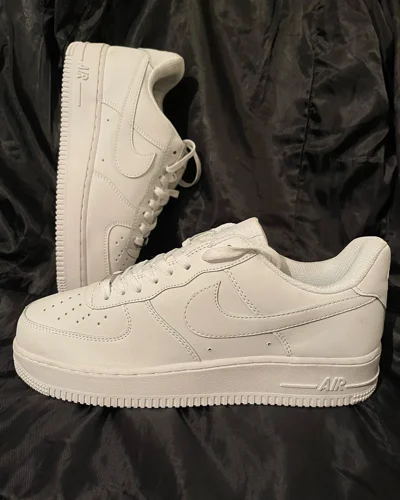 Atlete Nike Air Force 1 '07 Low të bardha