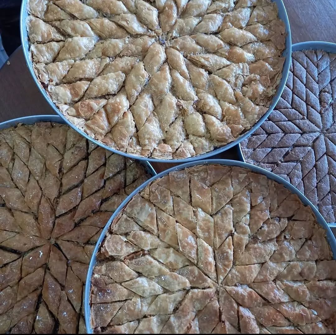 Tepsi bakllave për Fitër Bajram – Bakllava-Podujevë
