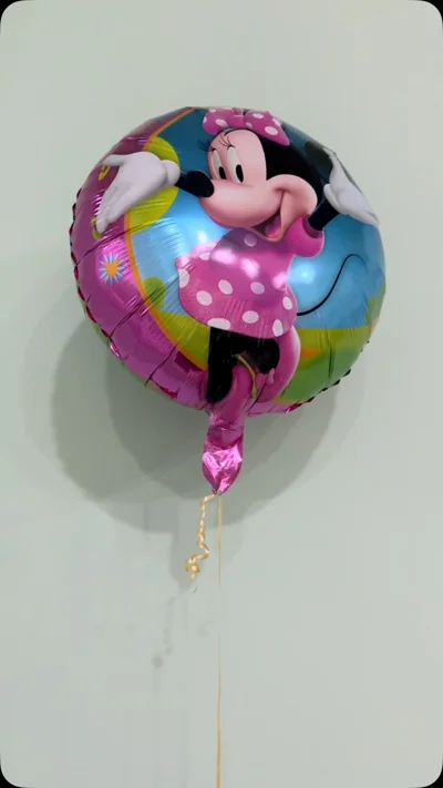 Balonë me helium Minnie Mouse