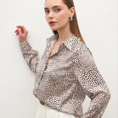 Këmishë femrash me print leopardi