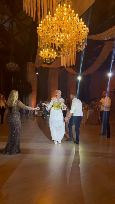 Veshje tradicionale nusërie e bardhë për dasmë