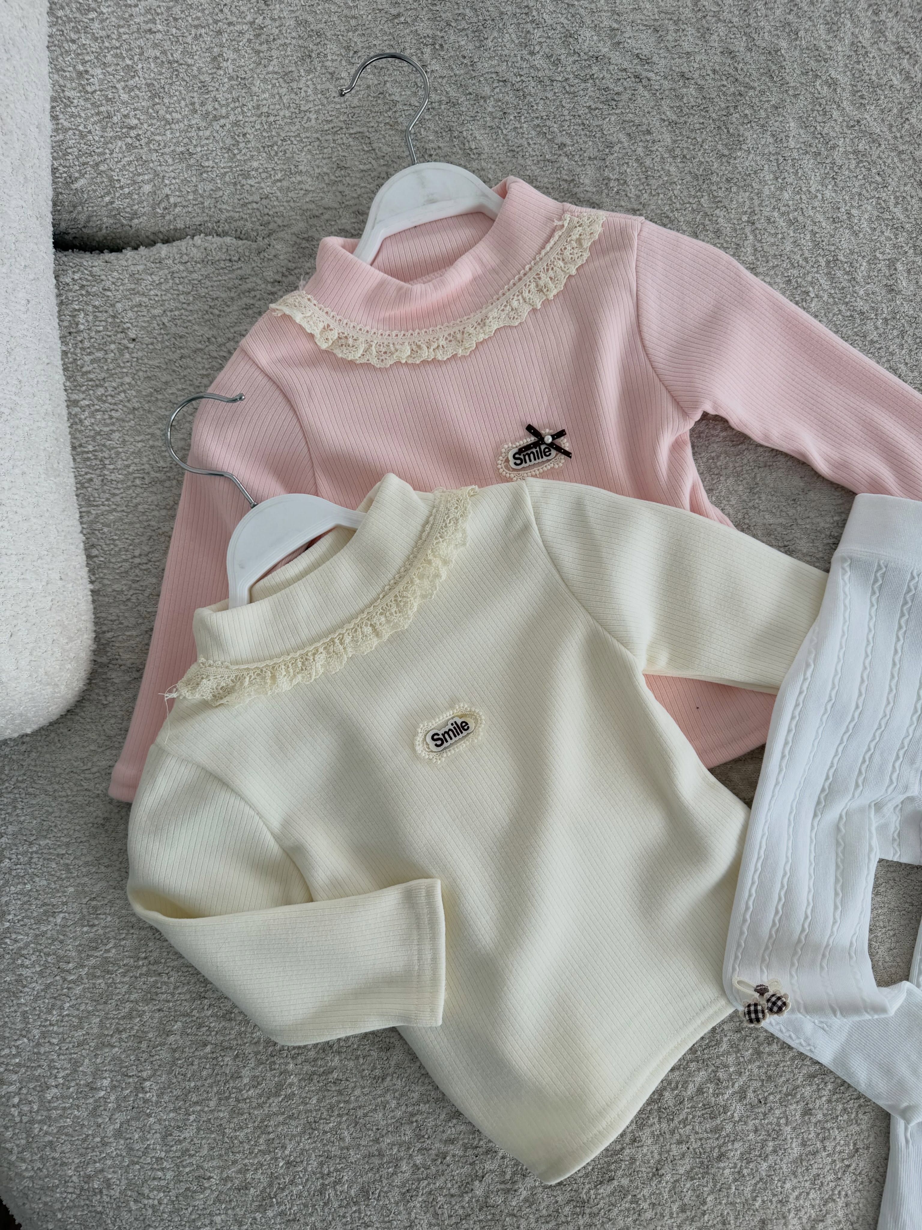Set për vajza bluzë dhe çorape gjata – butikulettifashion (2)