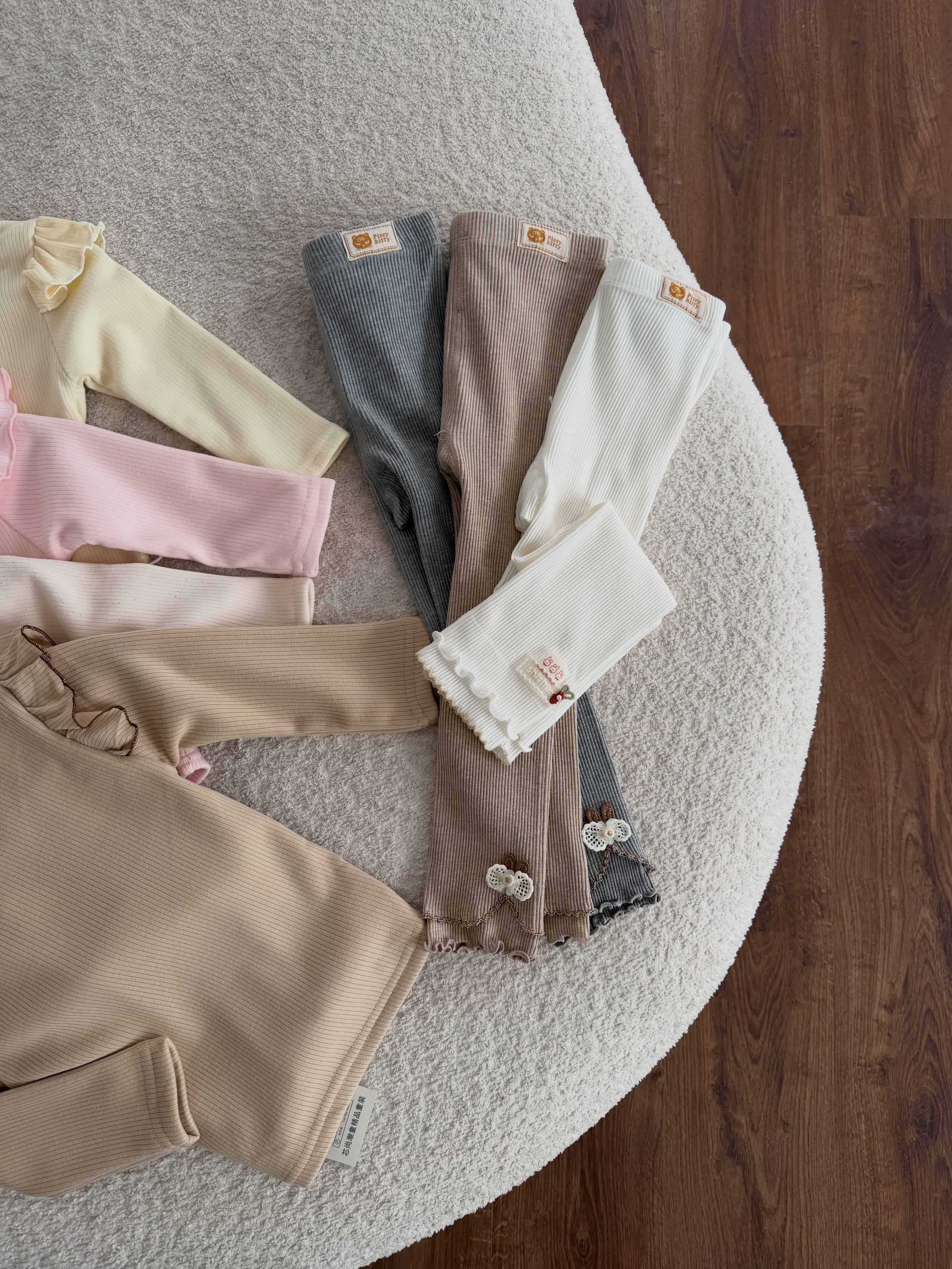 Bluza për vajza me rrudha në ngjyra pastel – butikulettifashion (3)
