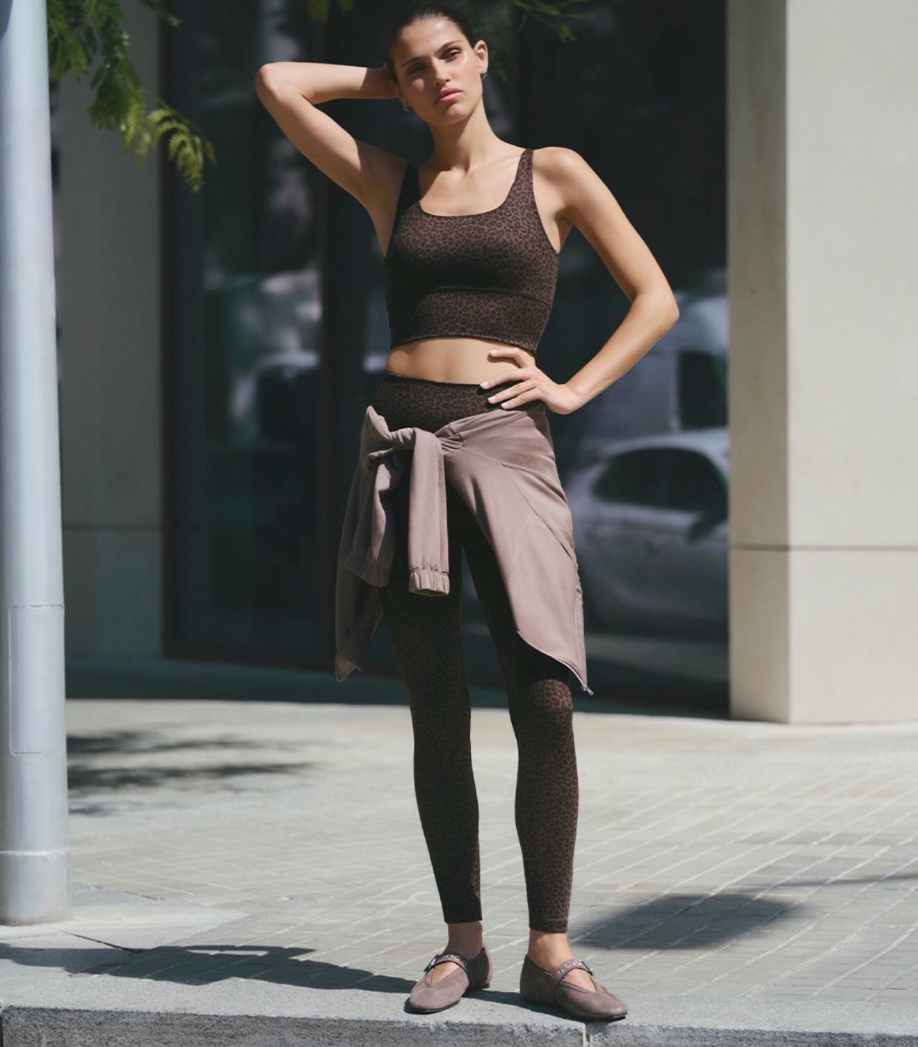 Tajts kafe të buta dhe top sportiv – Calzedonia Kosovo