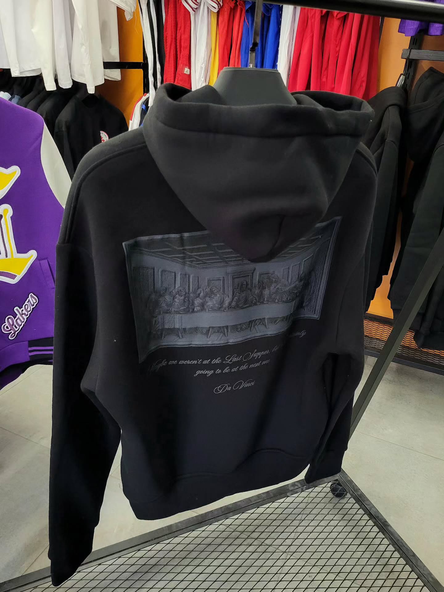 Duks i zi me kapuç me mbishkrim – CAP STORE SINCE 2017 🔵 (2)