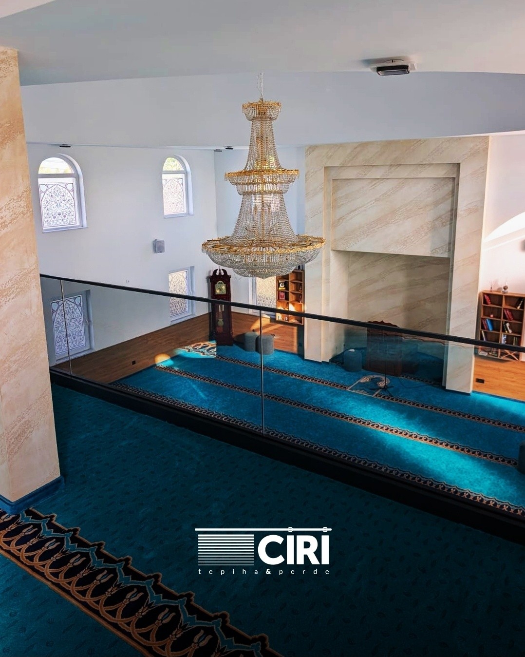 Tepih blu për xhami me vija safash – CIRI (2)