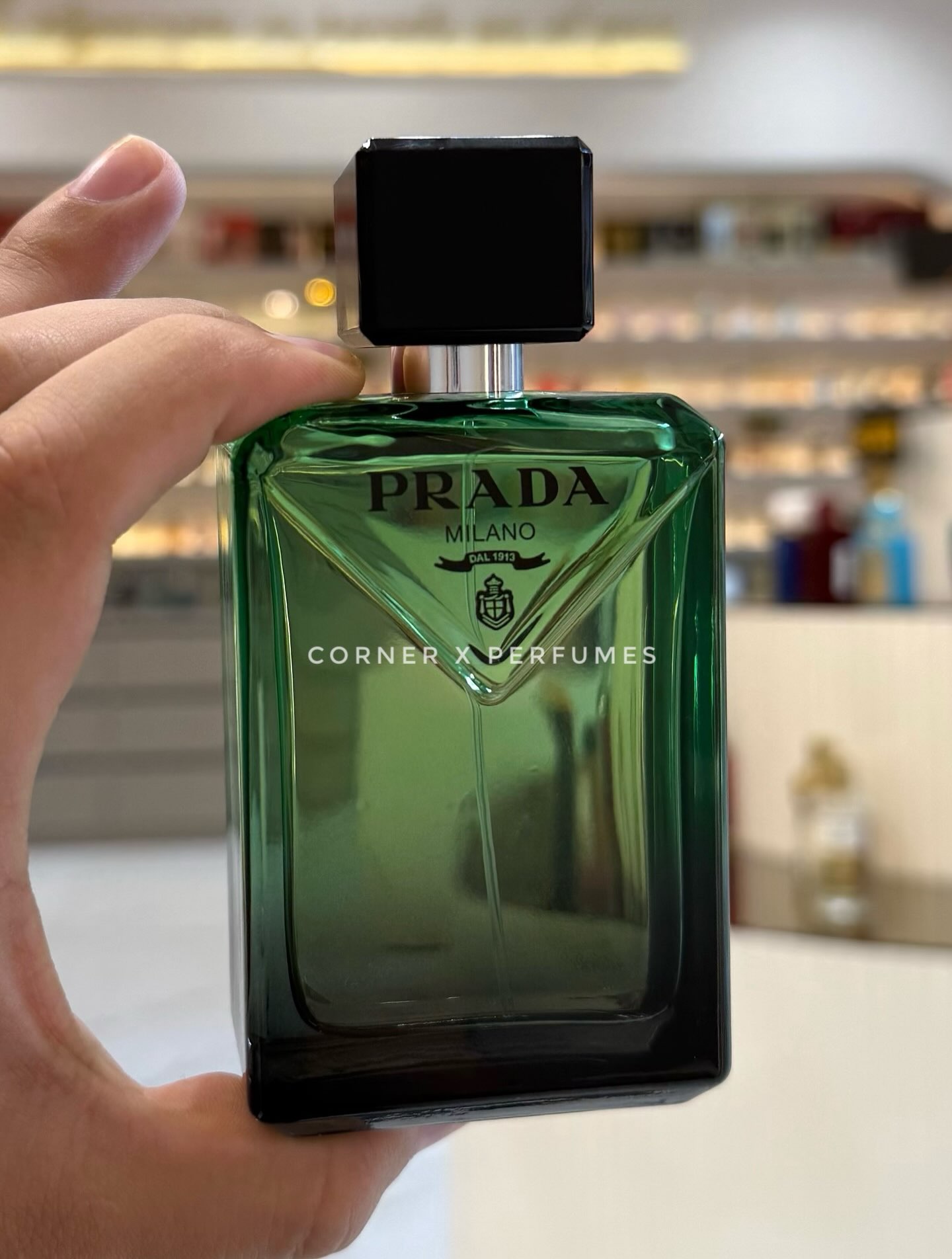 Parfum Prada Milano në shishe jeshile – THE PERFUME SHOP / CORNER