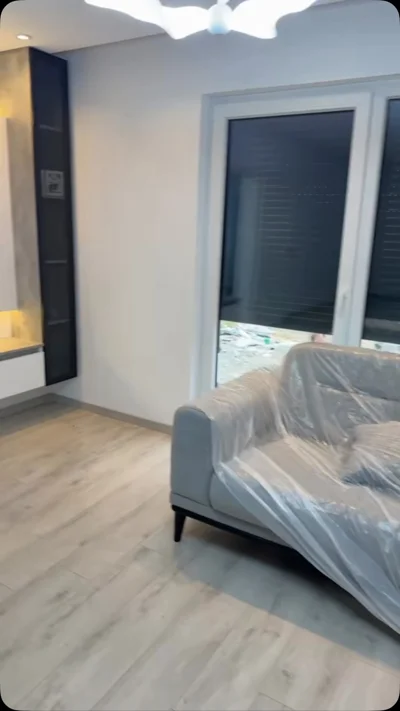 Mobilim dhe dysheme laminat për shtëpi