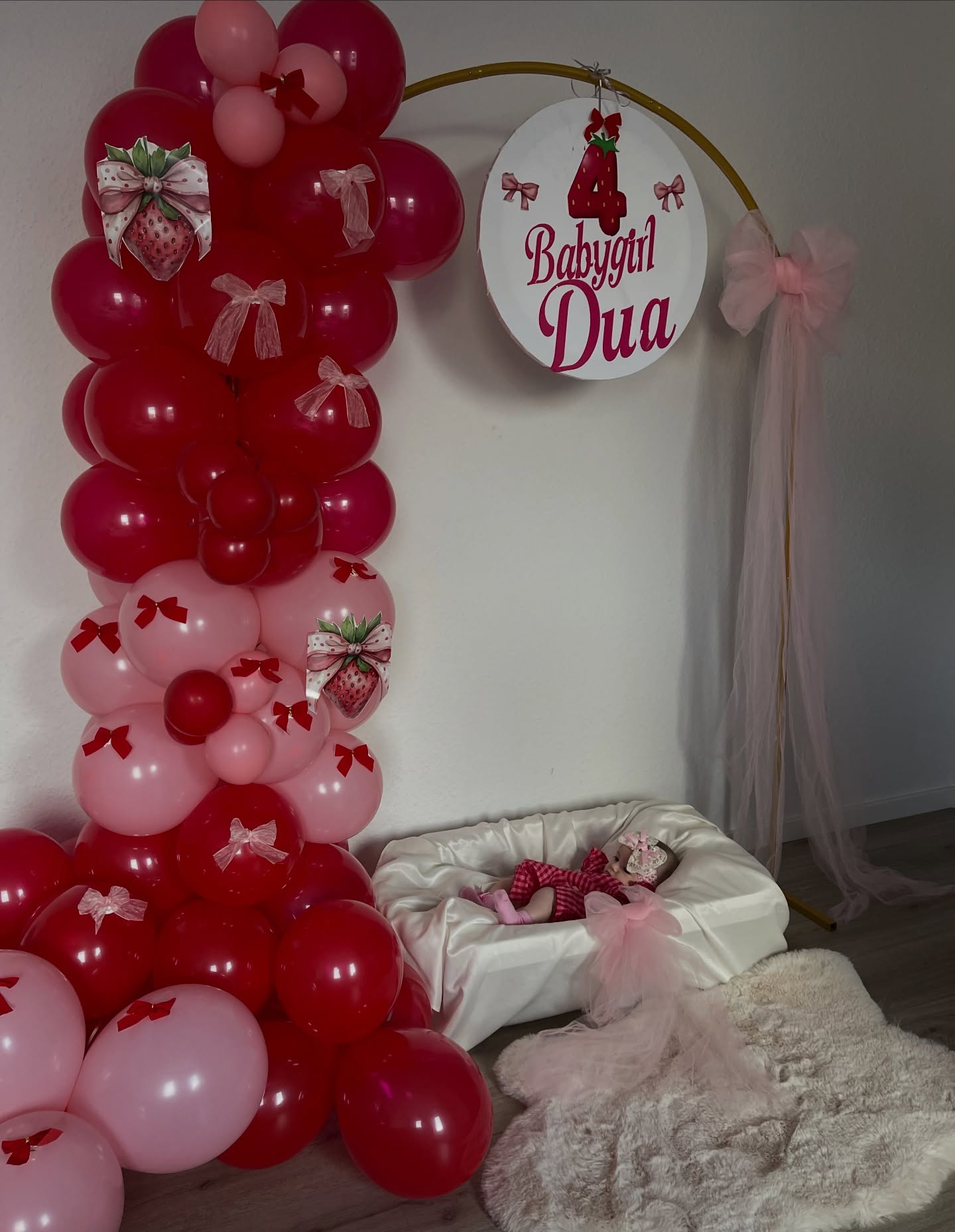 Dekor me balona të kuq dhe rozë Babygirl – Dua