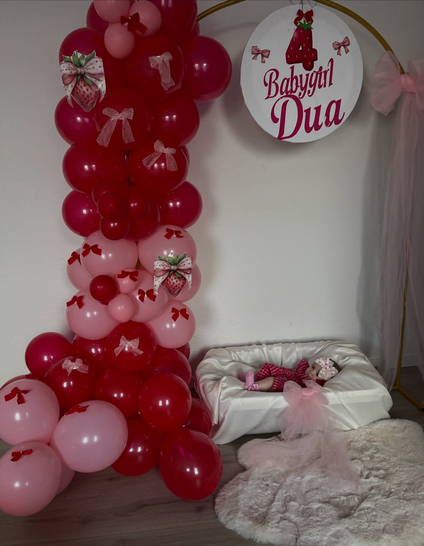 Dekor me balona të kuq dhe rozë Babygirl – Dua (2)