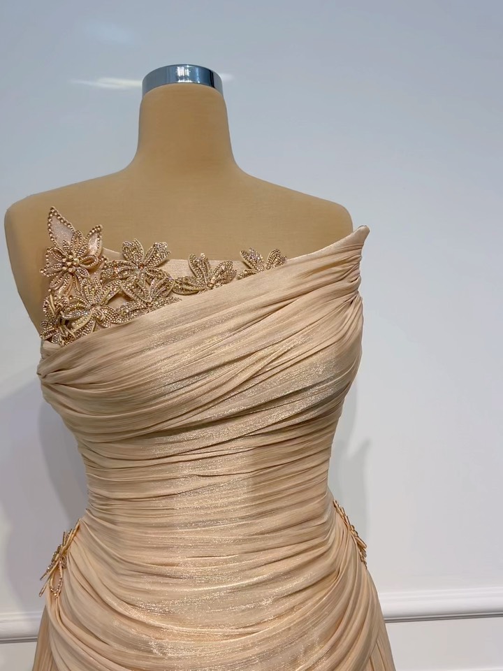 Fustan nude me drapim dhe aplikime – DITA FASHION (4)